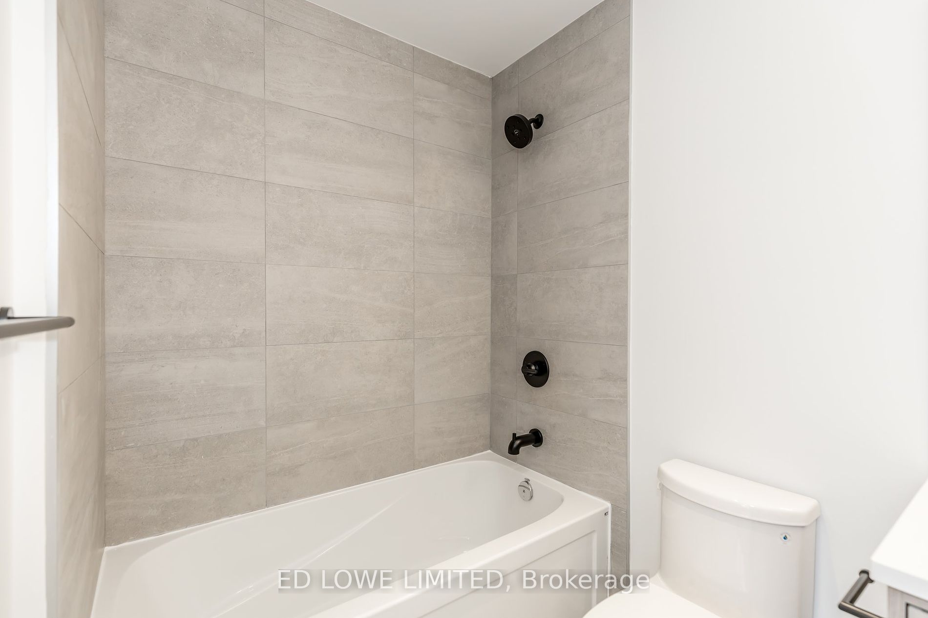 185 Dunlop Street E, #523