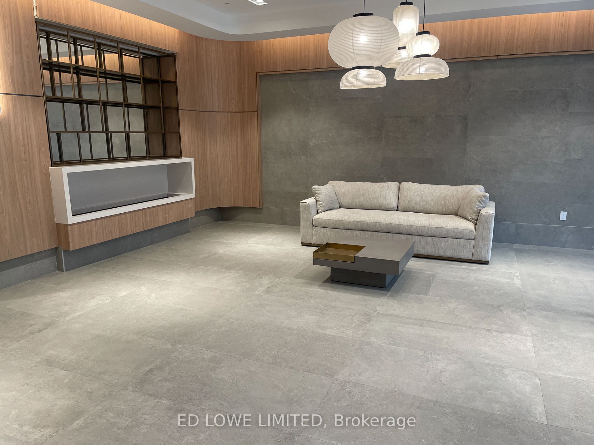 185 Dunlop Street E, #523