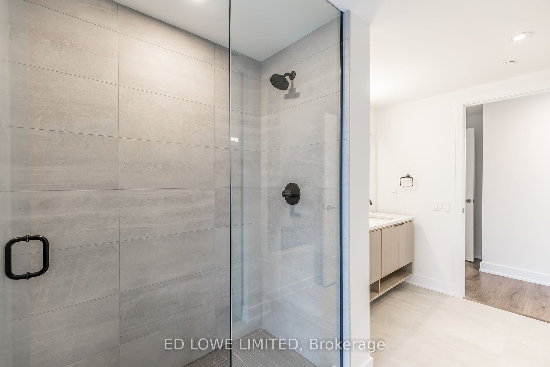 185 Dunlop Street E, #523