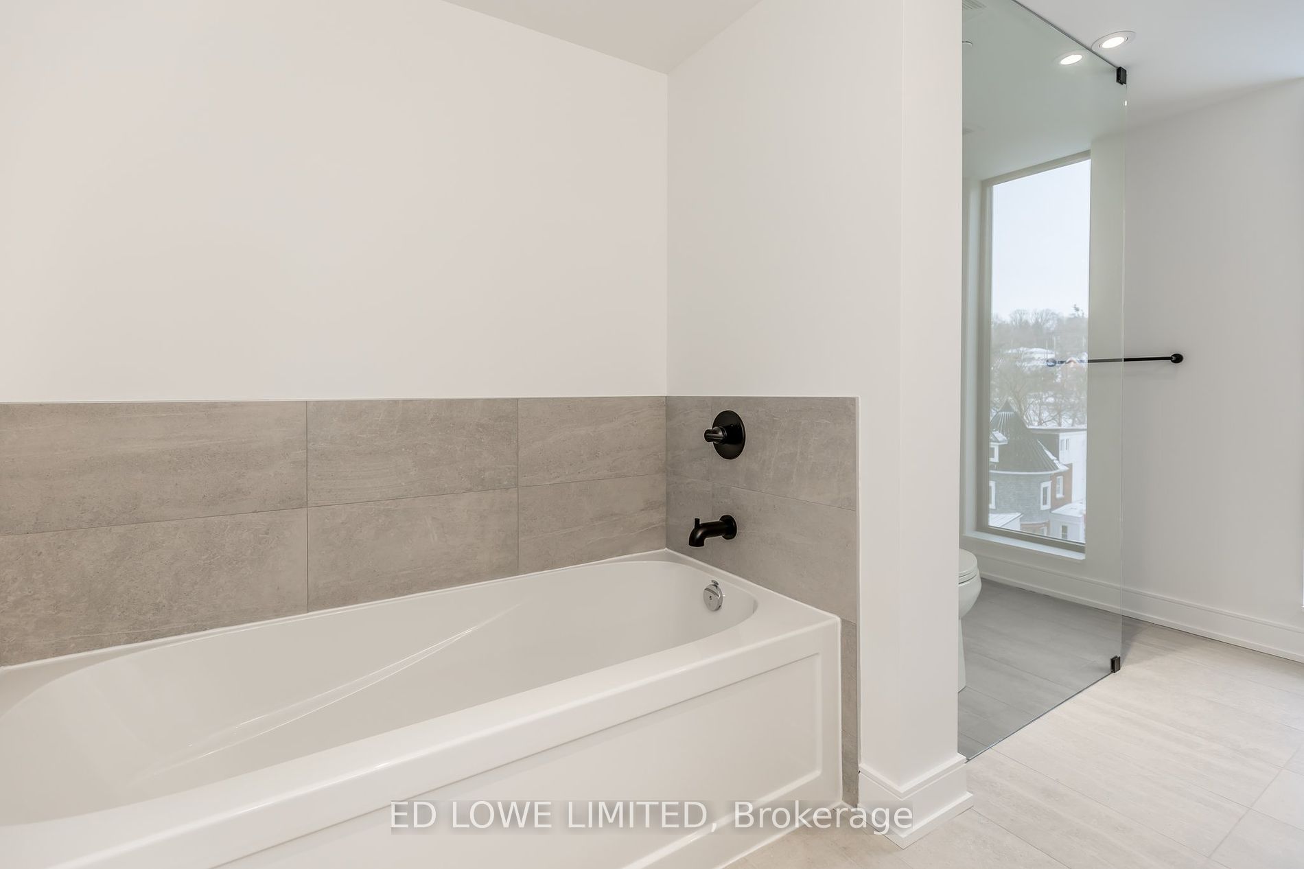 185 Dunlop Street E, #523