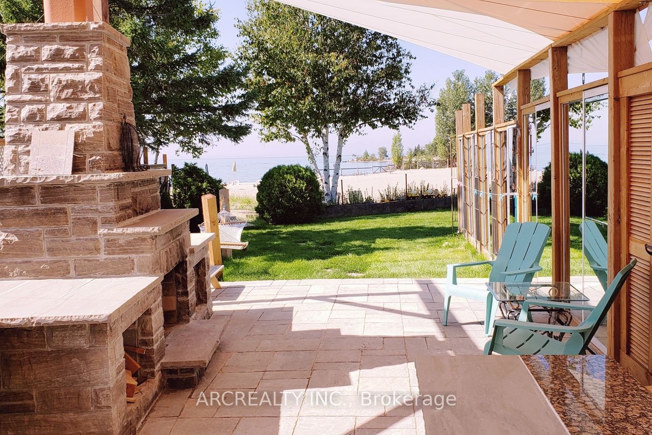 1482 Tiny Beaches Rd Road N