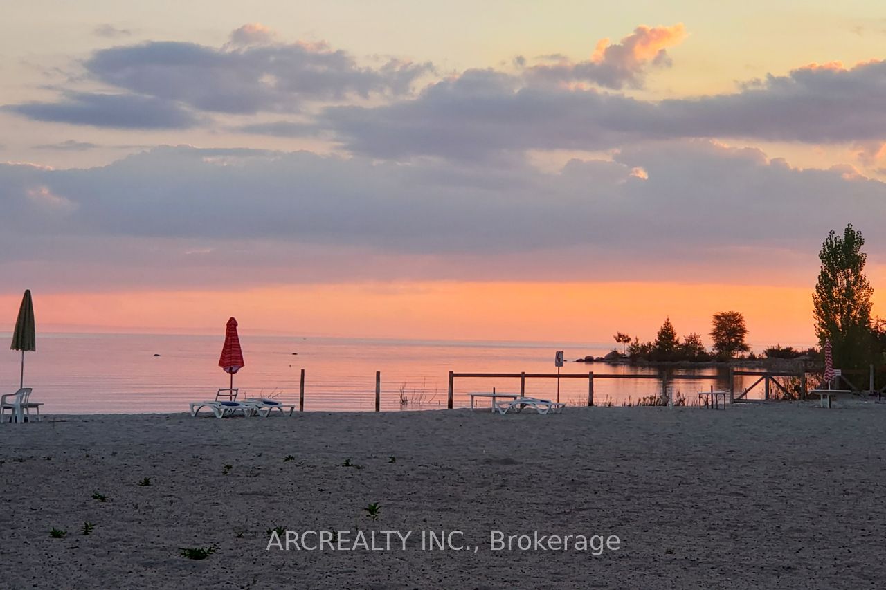 1482 Tiny Beaches Rd Road N