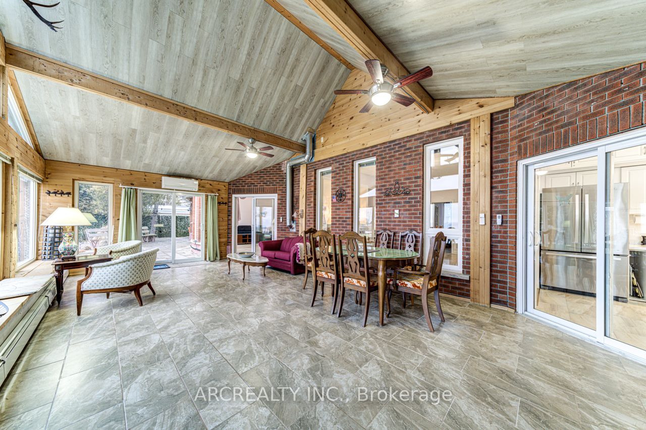 1482 Tiny Beaches Rd Road N