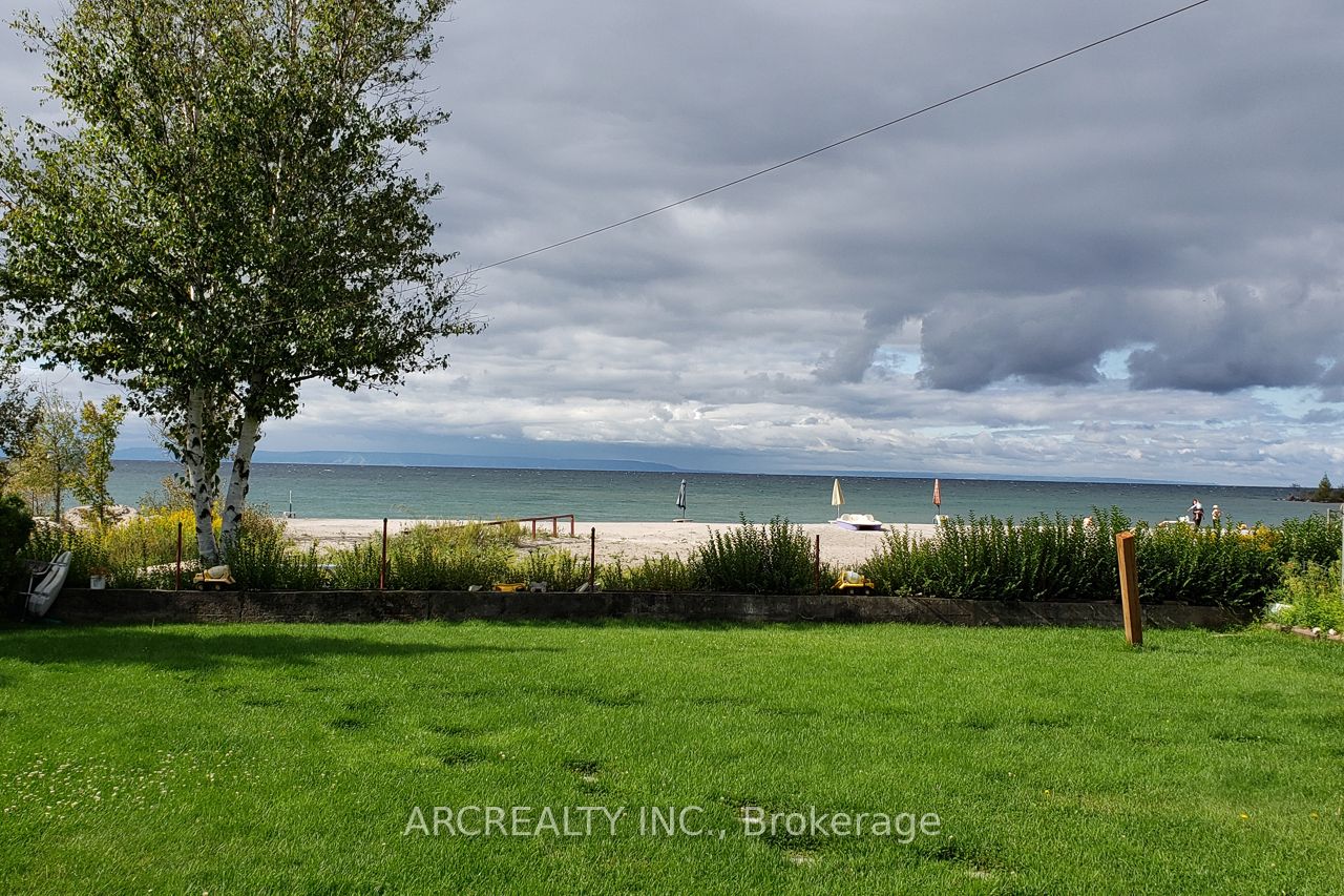 1482 Tiny Beaches Rd Road N