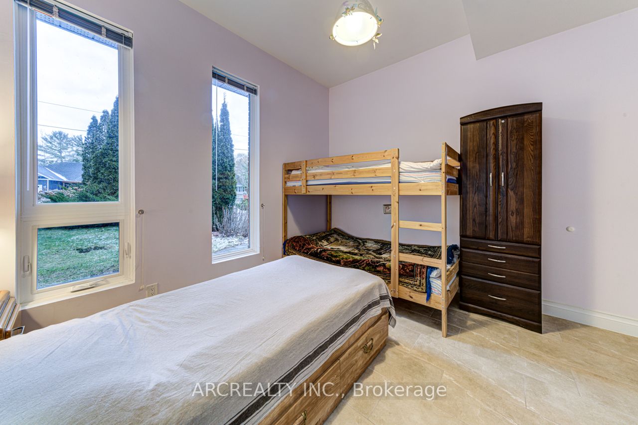 1482 Tiny Beaches Rd Road N