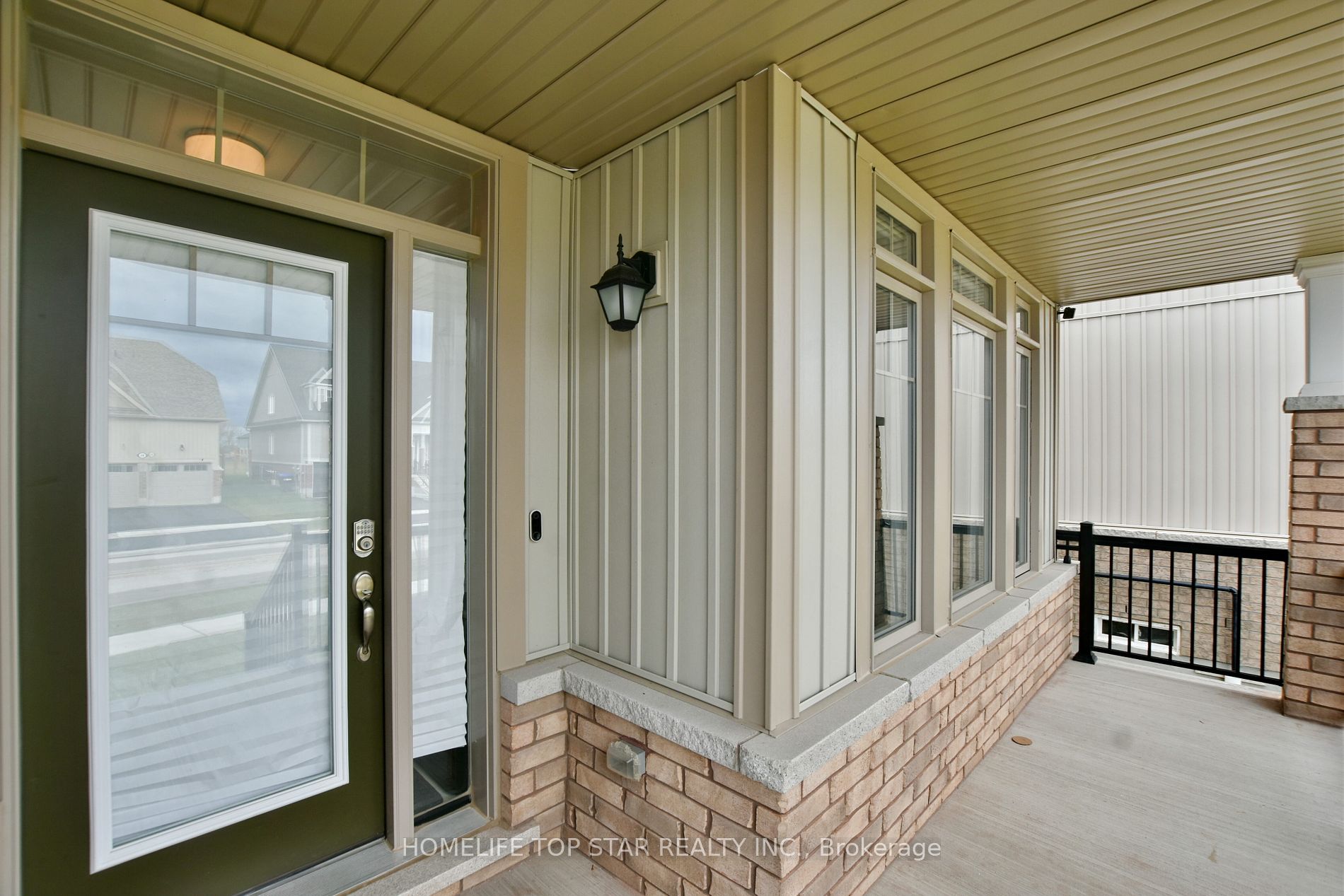 94 Kirby Avenue