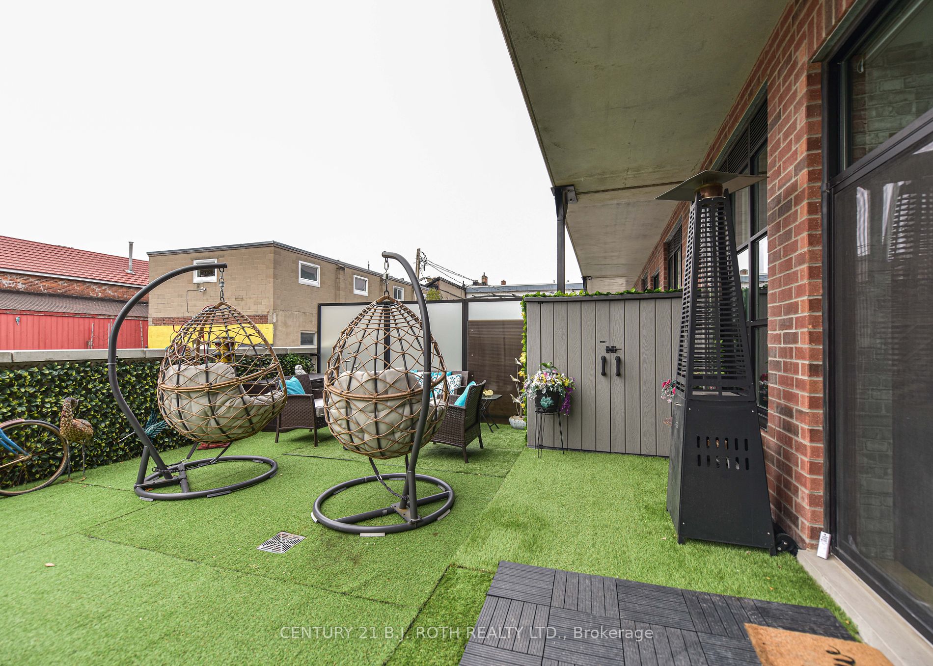 21 Matchedash St S, #209
