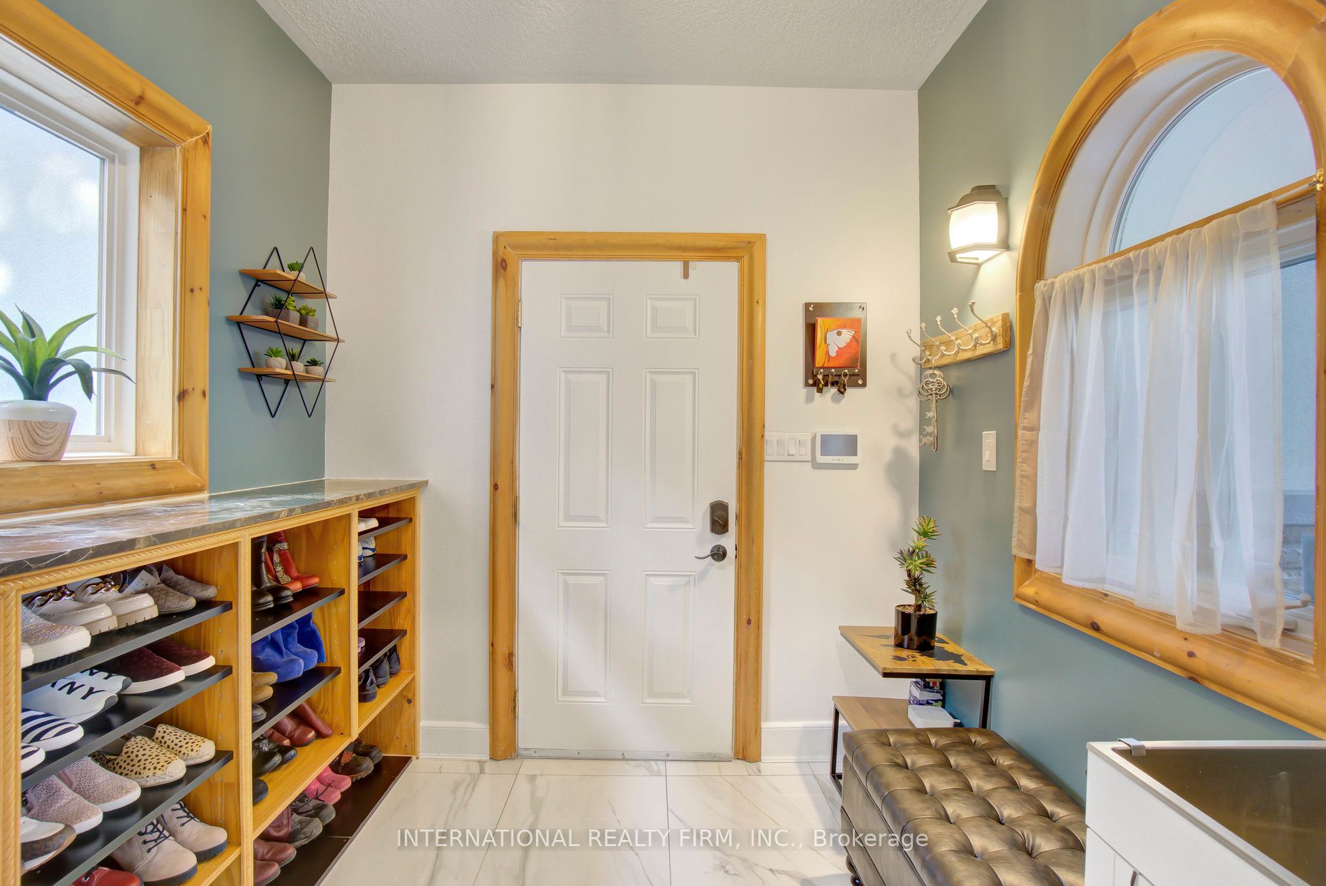 6 Pinehurst Lane