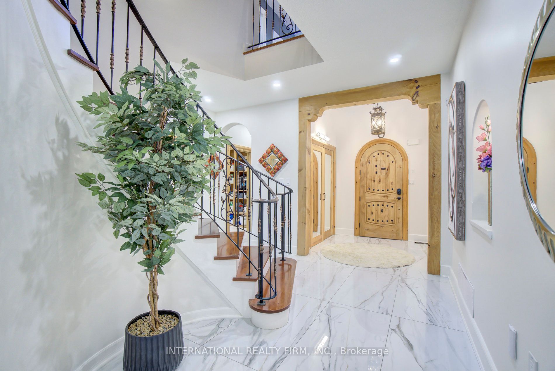 6 Pinehurst Lane
