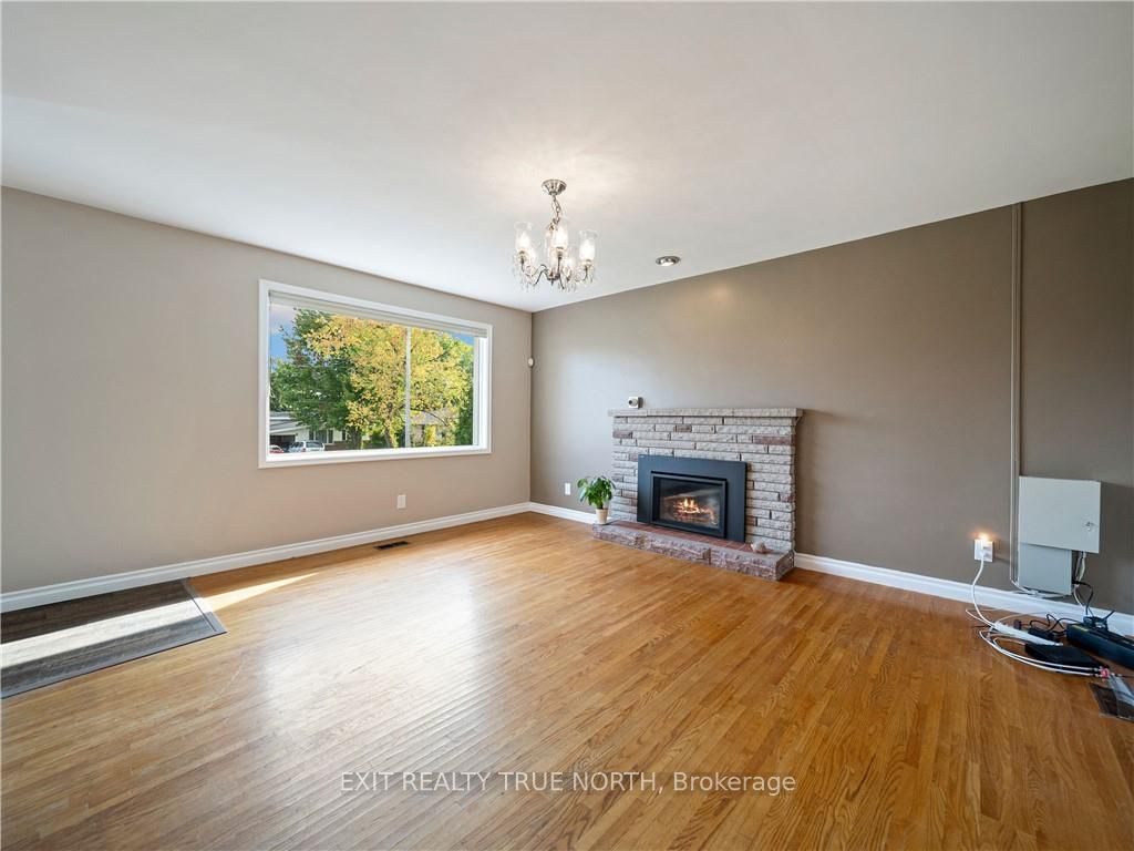 407 Sundial Drive