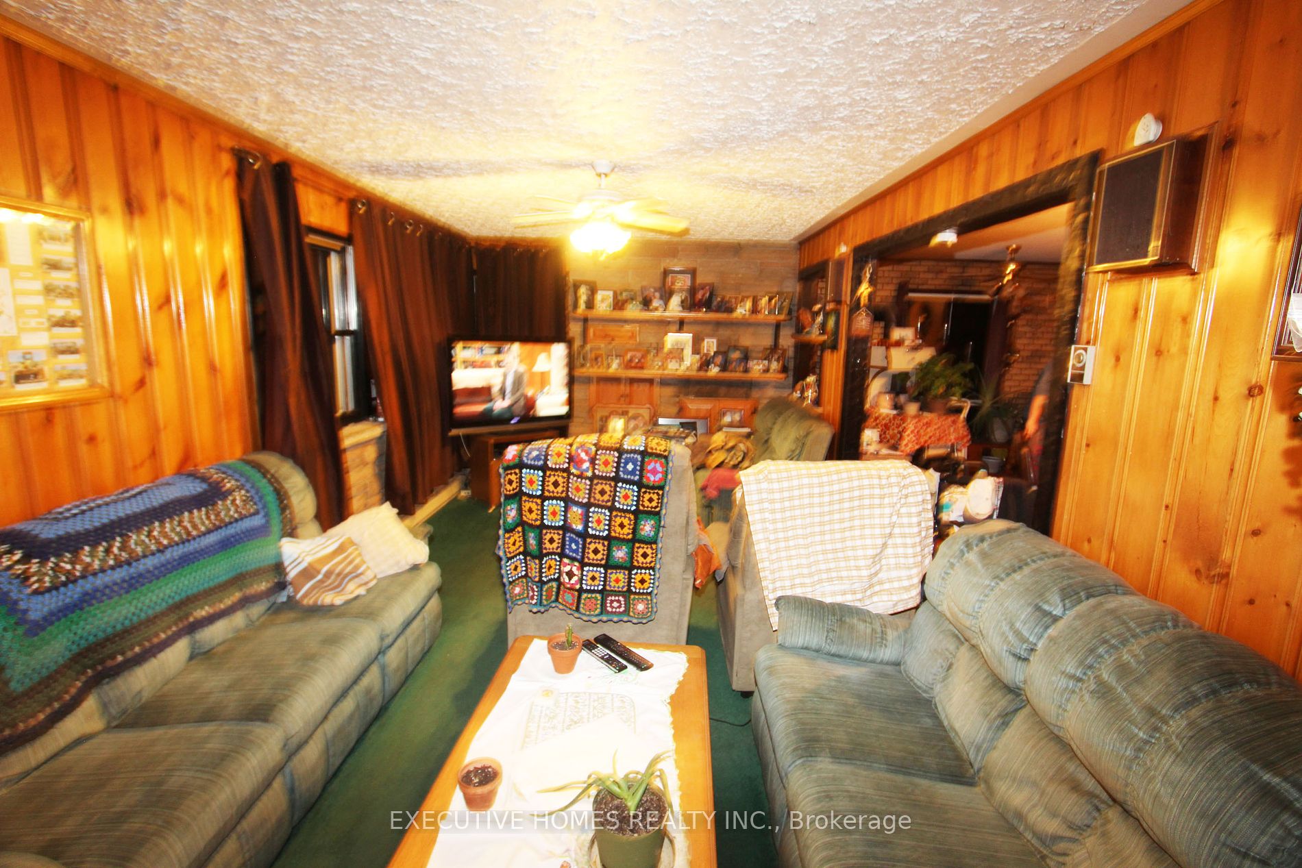 899 County Rd 6 N