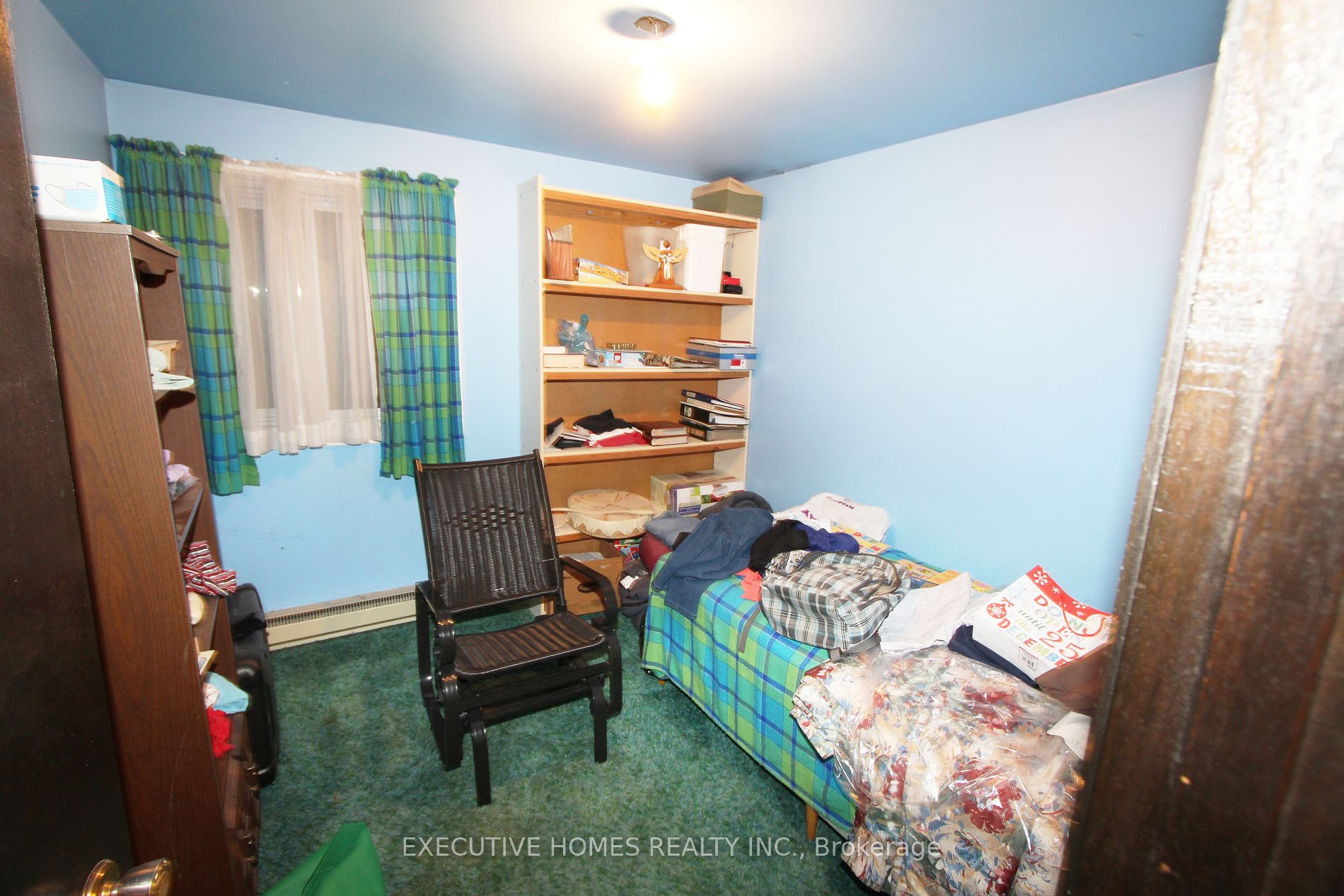 899 County Rd 6 N