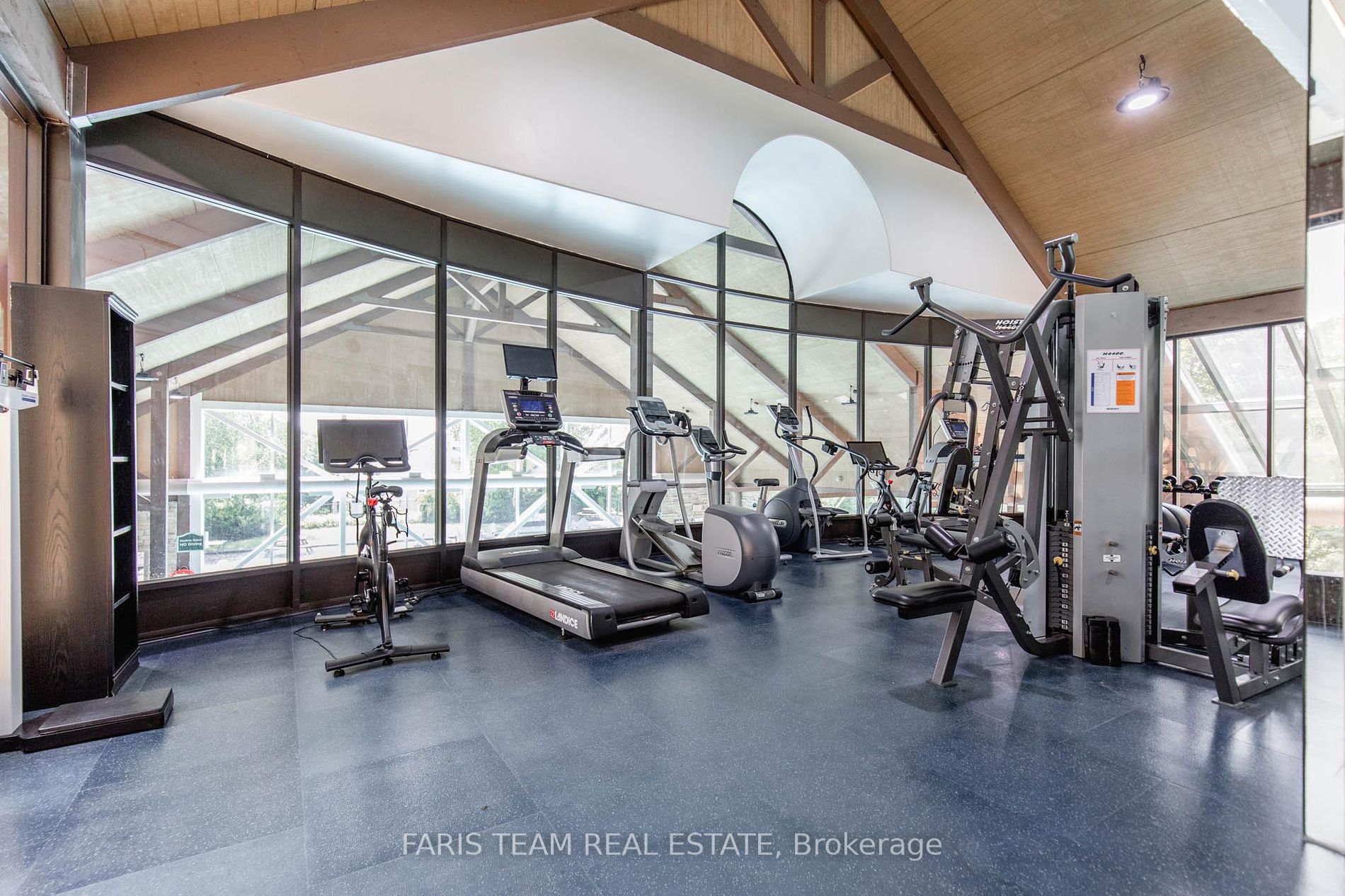90 Highland Drive, #2232-33
