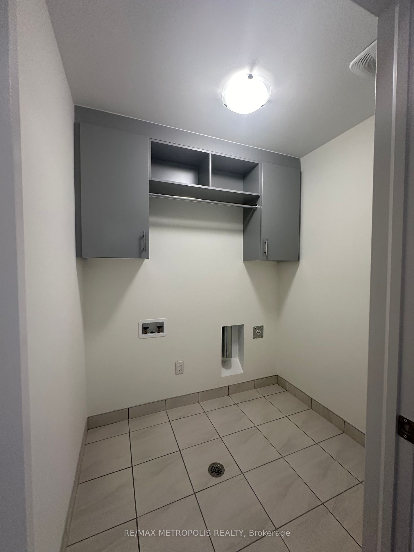 34 Copperhill Hts, #Main