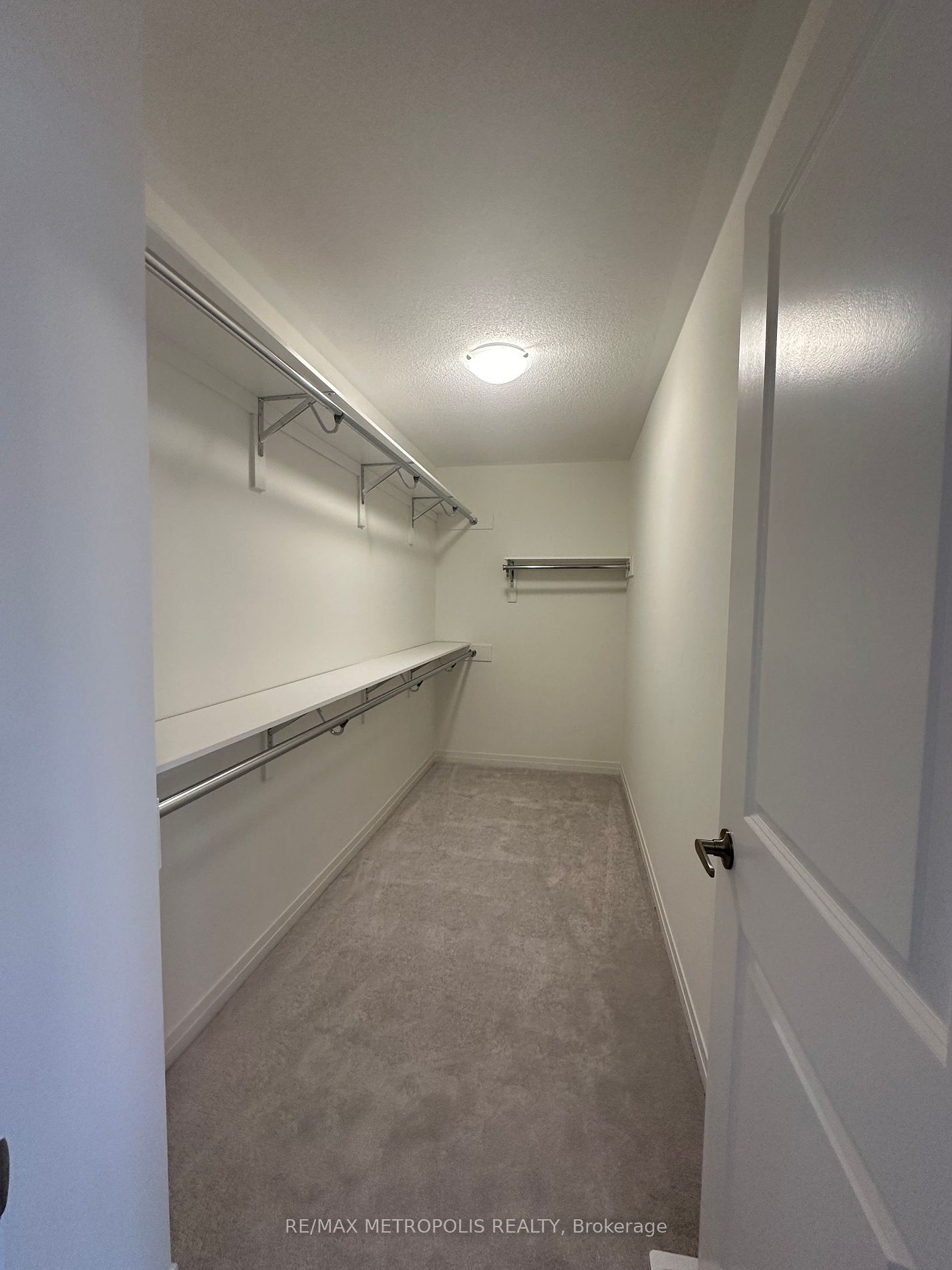 34 Copperhill Hts, #Main