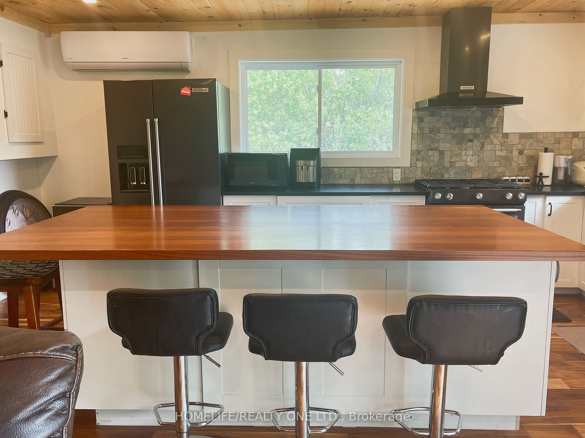 4055 Glen Cedar Dr