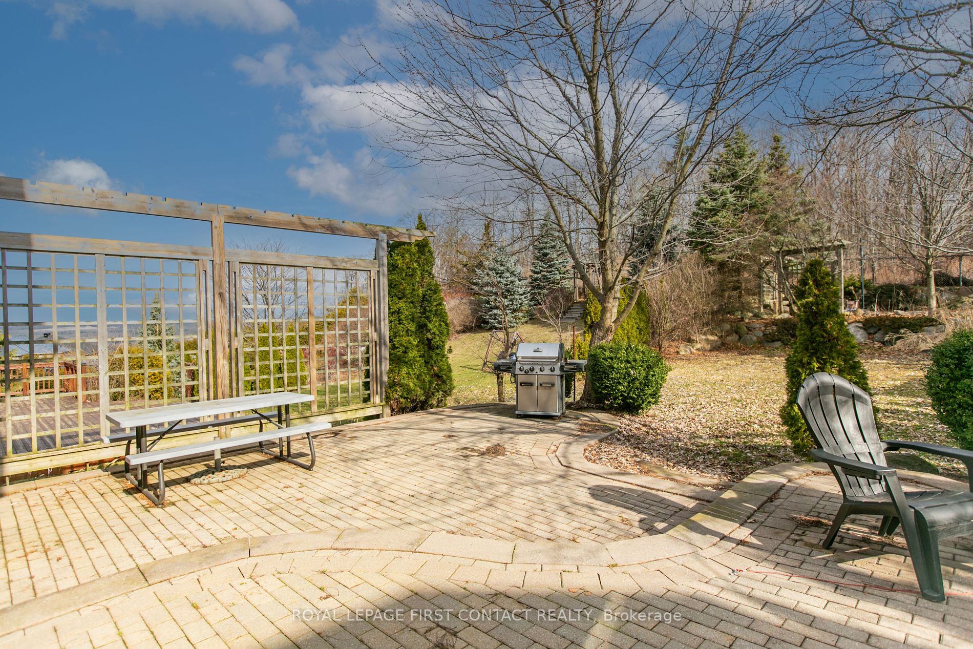 14 Pinecliff Cres