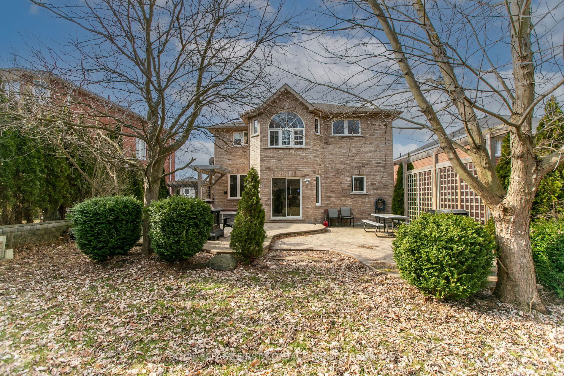 14 Pinecliff Cres