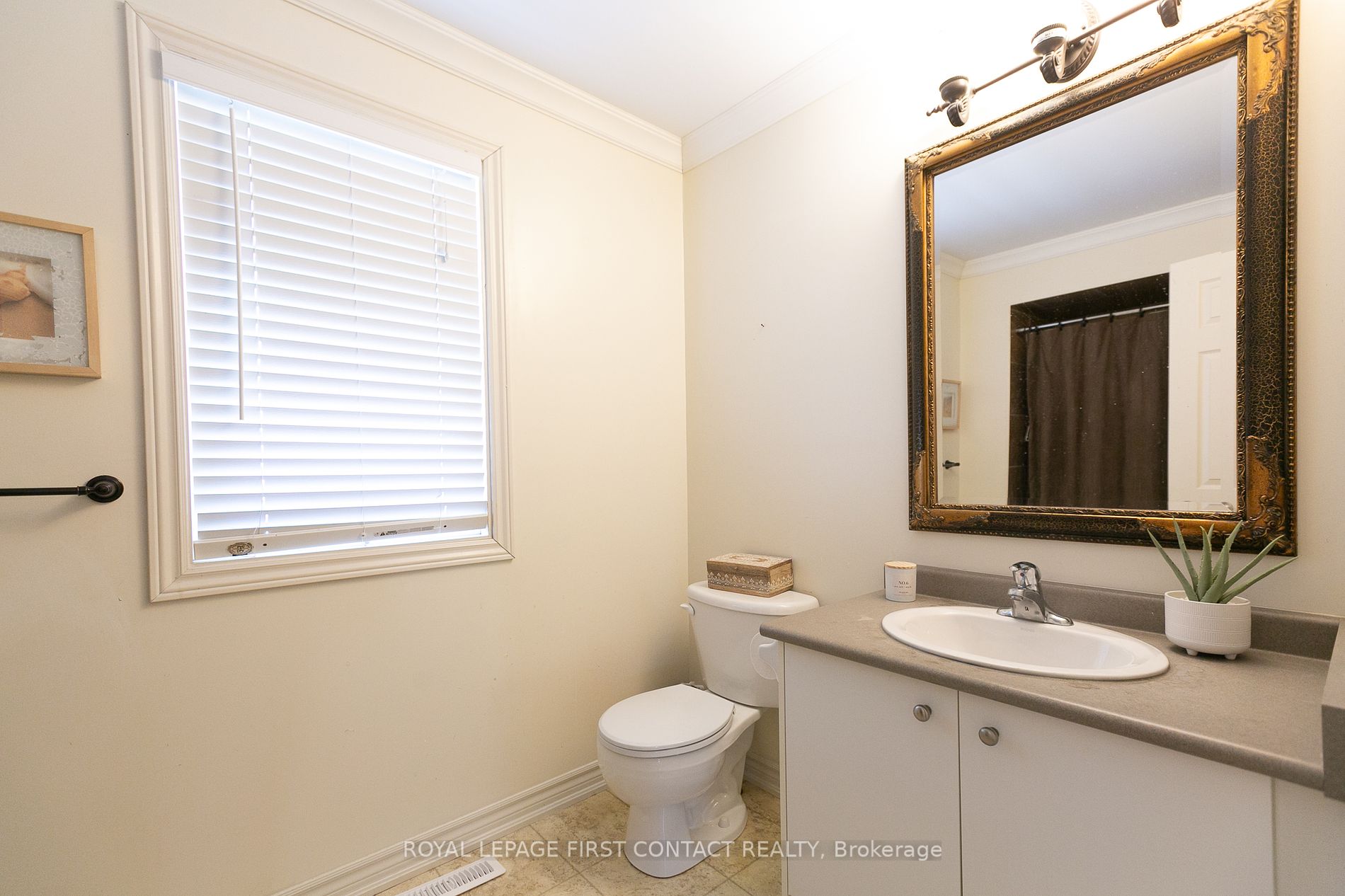 14 Pinecliff Cres