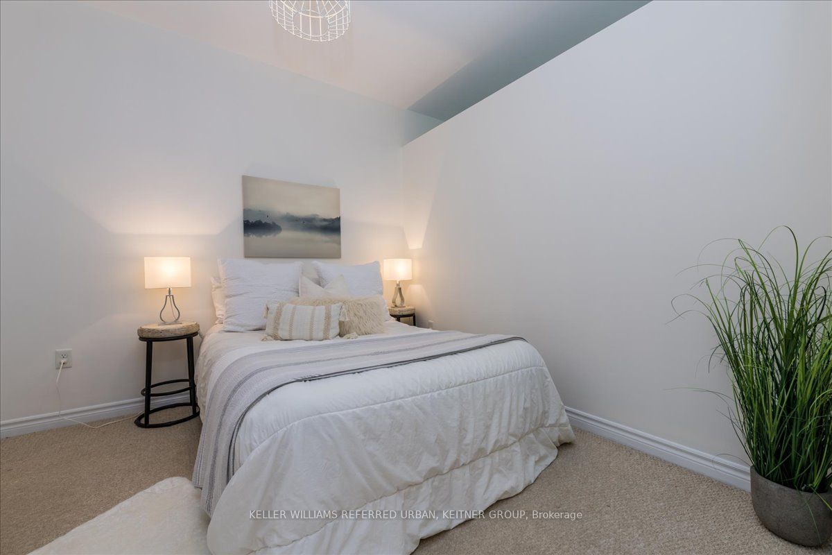 7 Greenwich St, #310