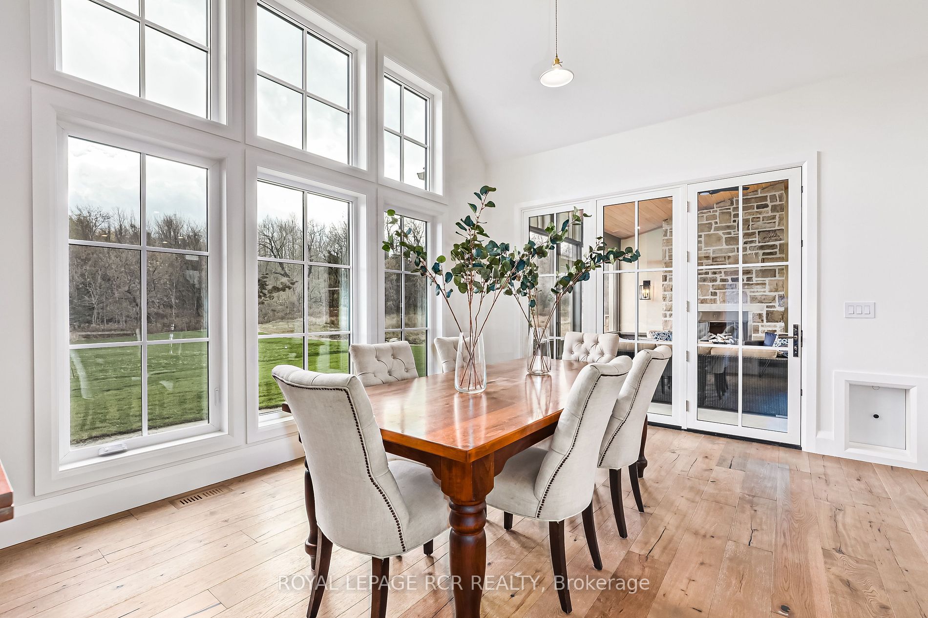 16 Raintree Court