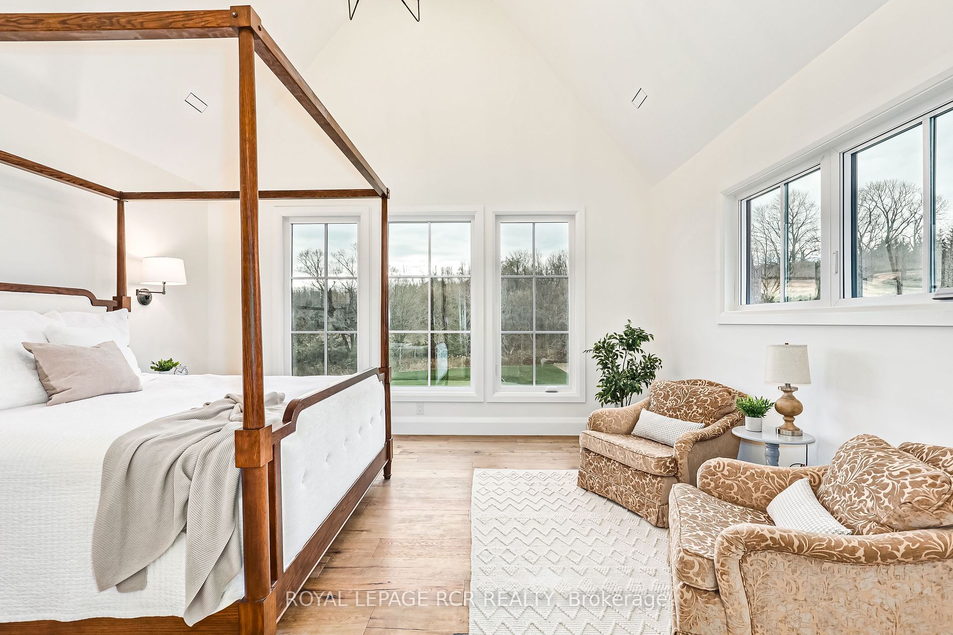 16 Raintree Court