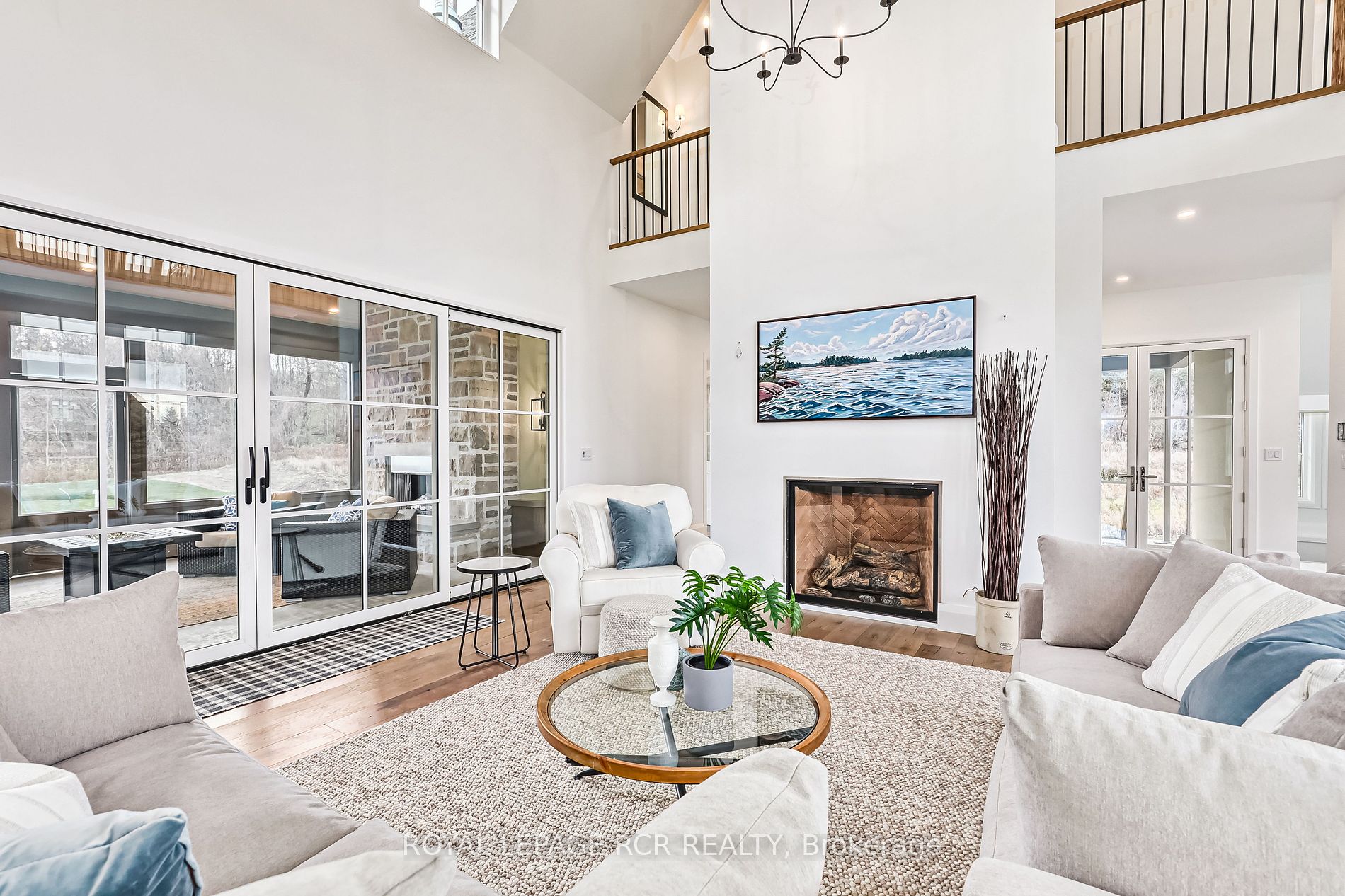 16 Raintree Court
