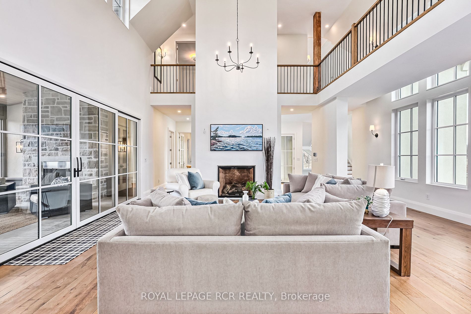16 Raintree Court