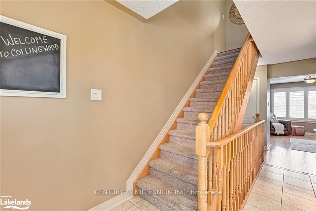 13 RAGLAN Street #27