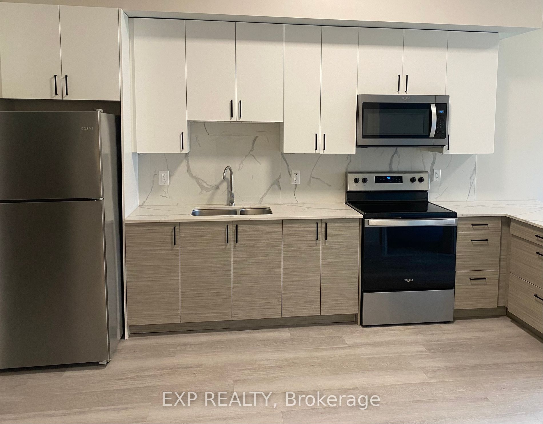 75 Barrie Rd, #204