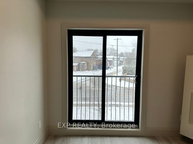 75 Barrie Rd, #204