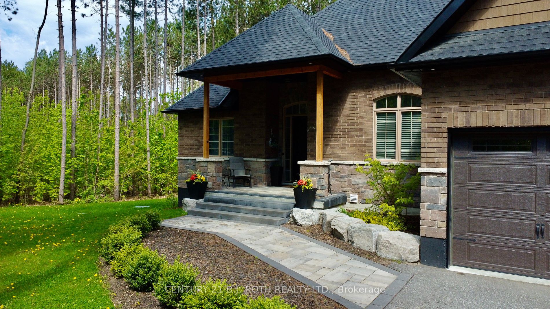 38 Windermere Circle