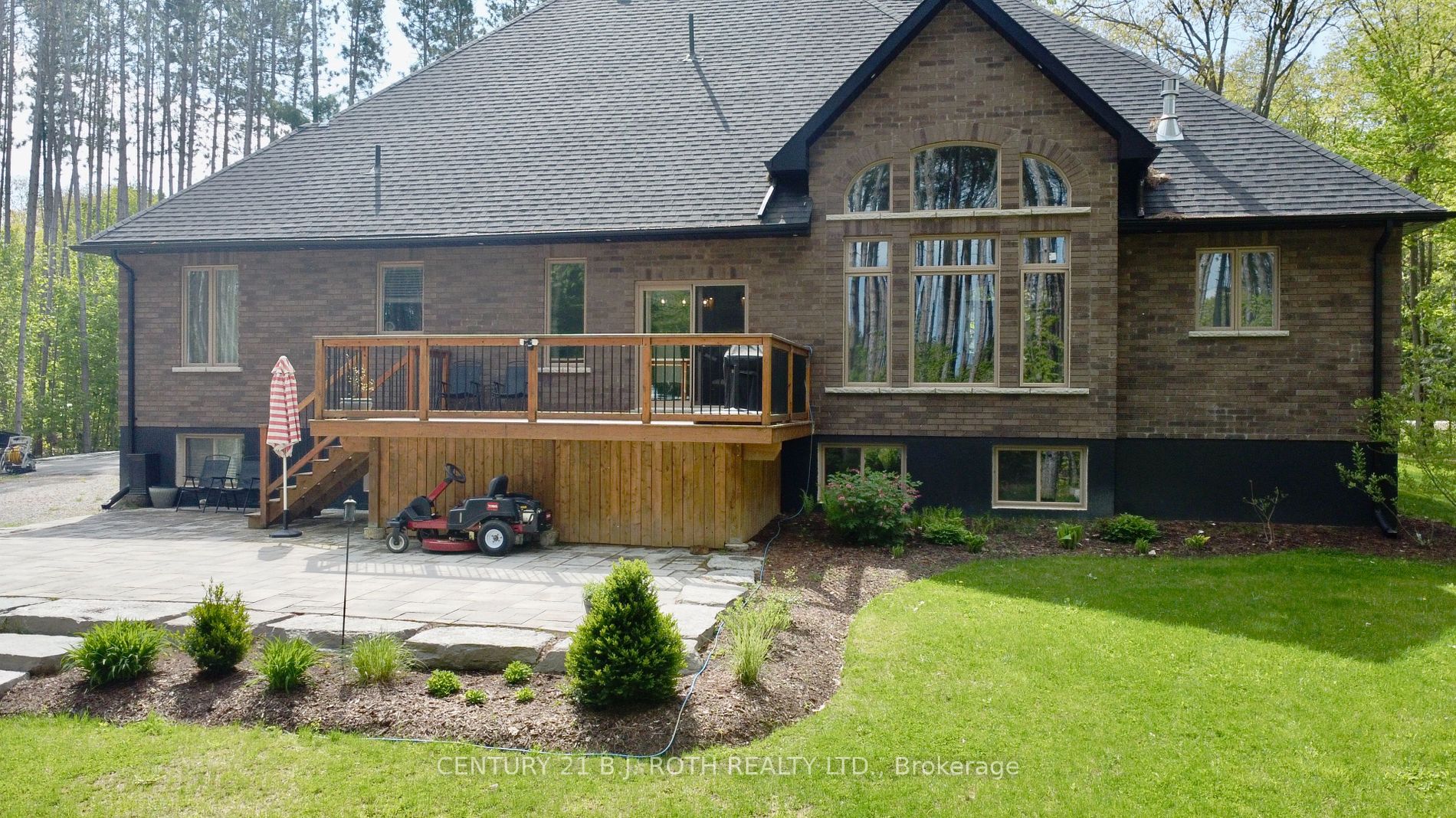38 Windermere Circle