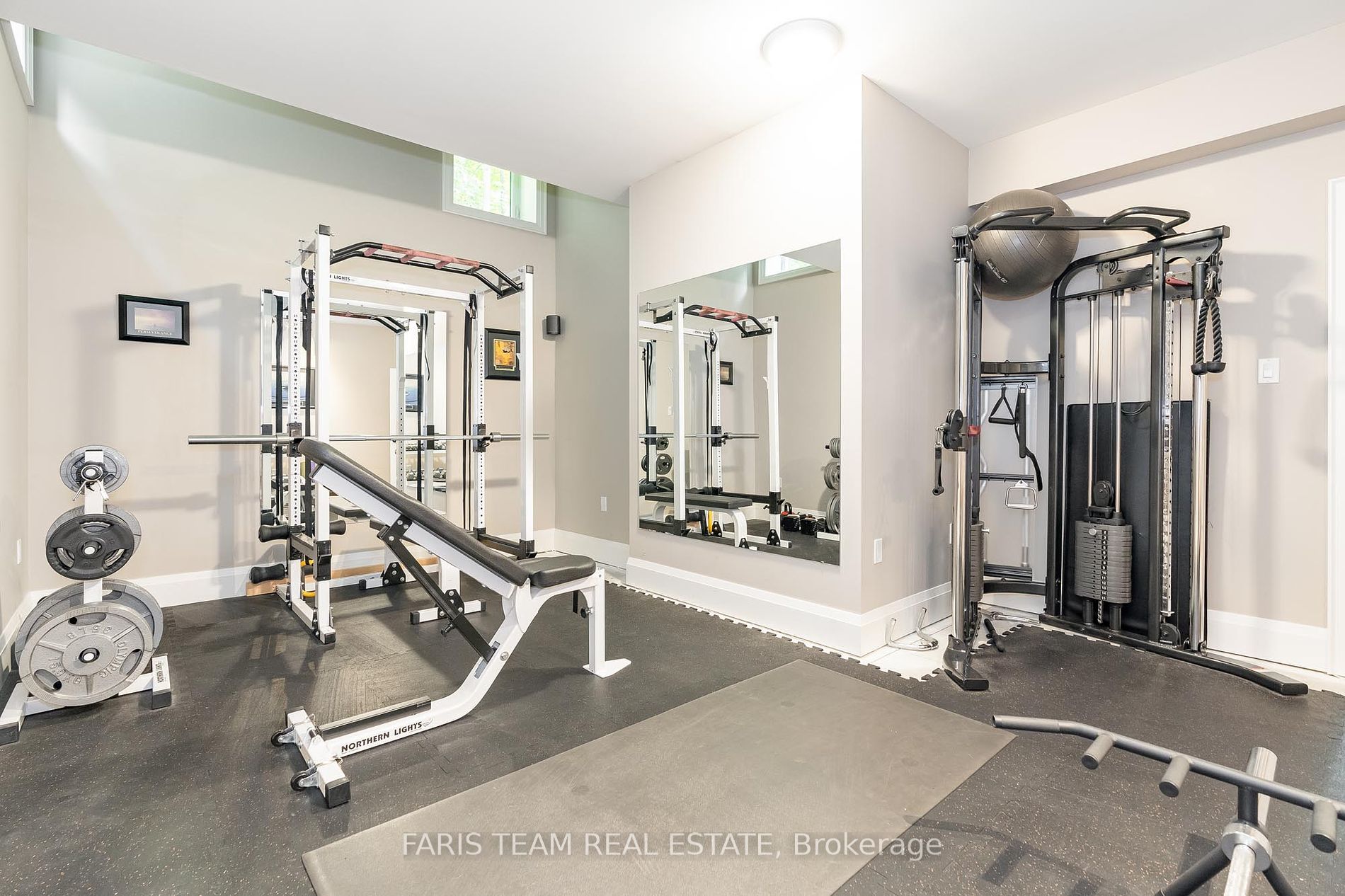 12 Houben Cres