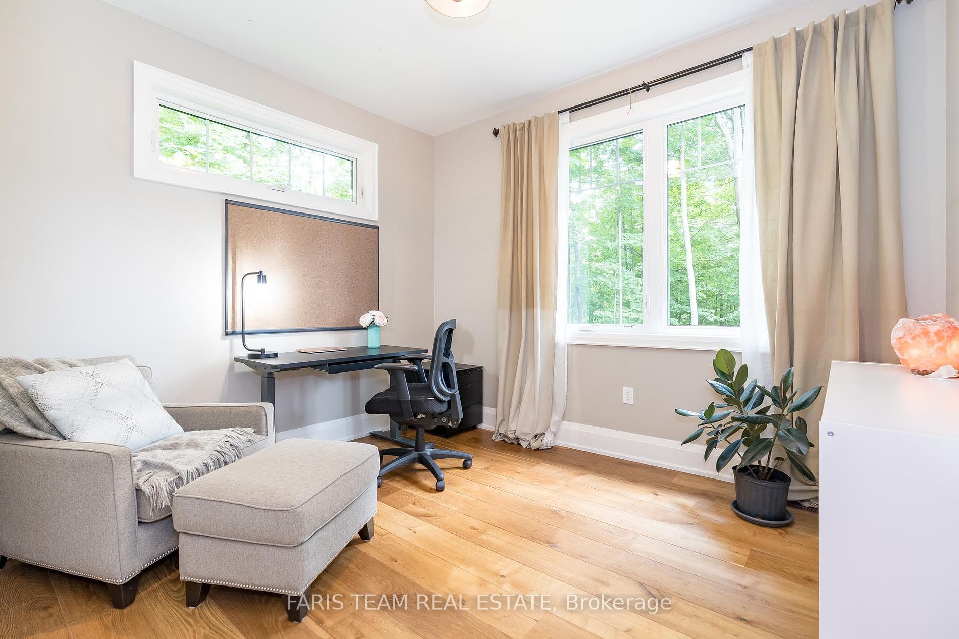 12 Houben Cres