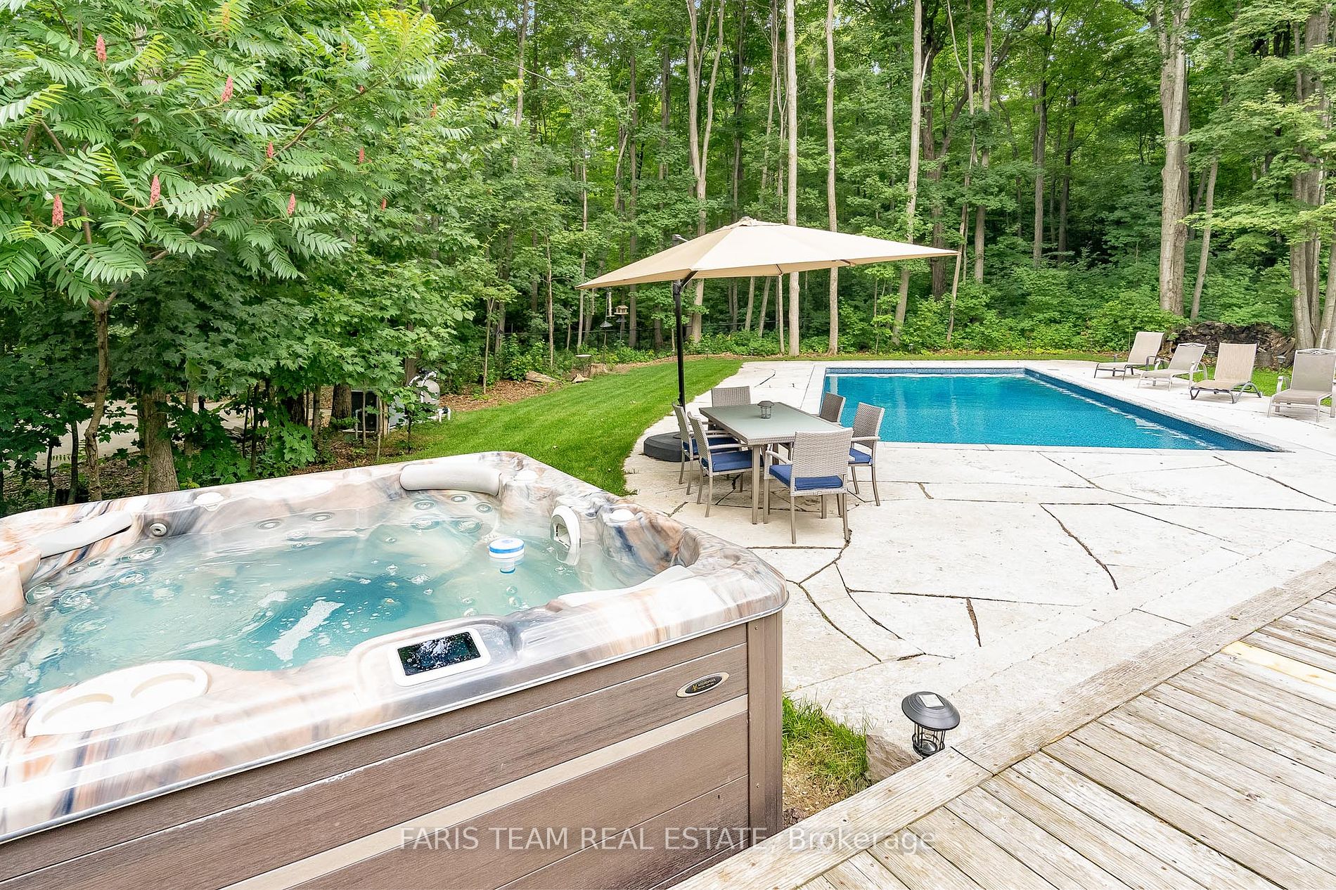 12 Houben Cres