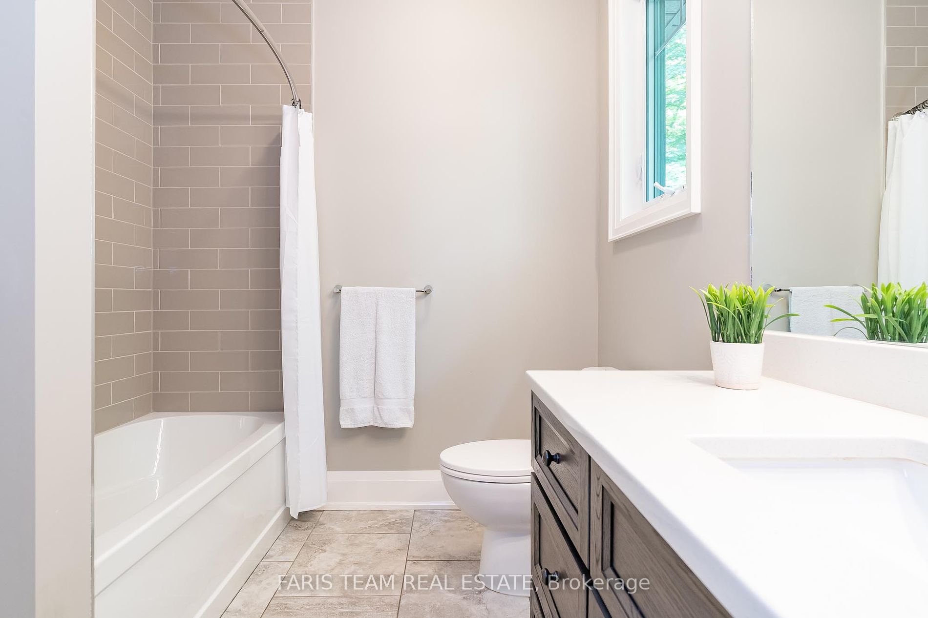 12 Houben Cres