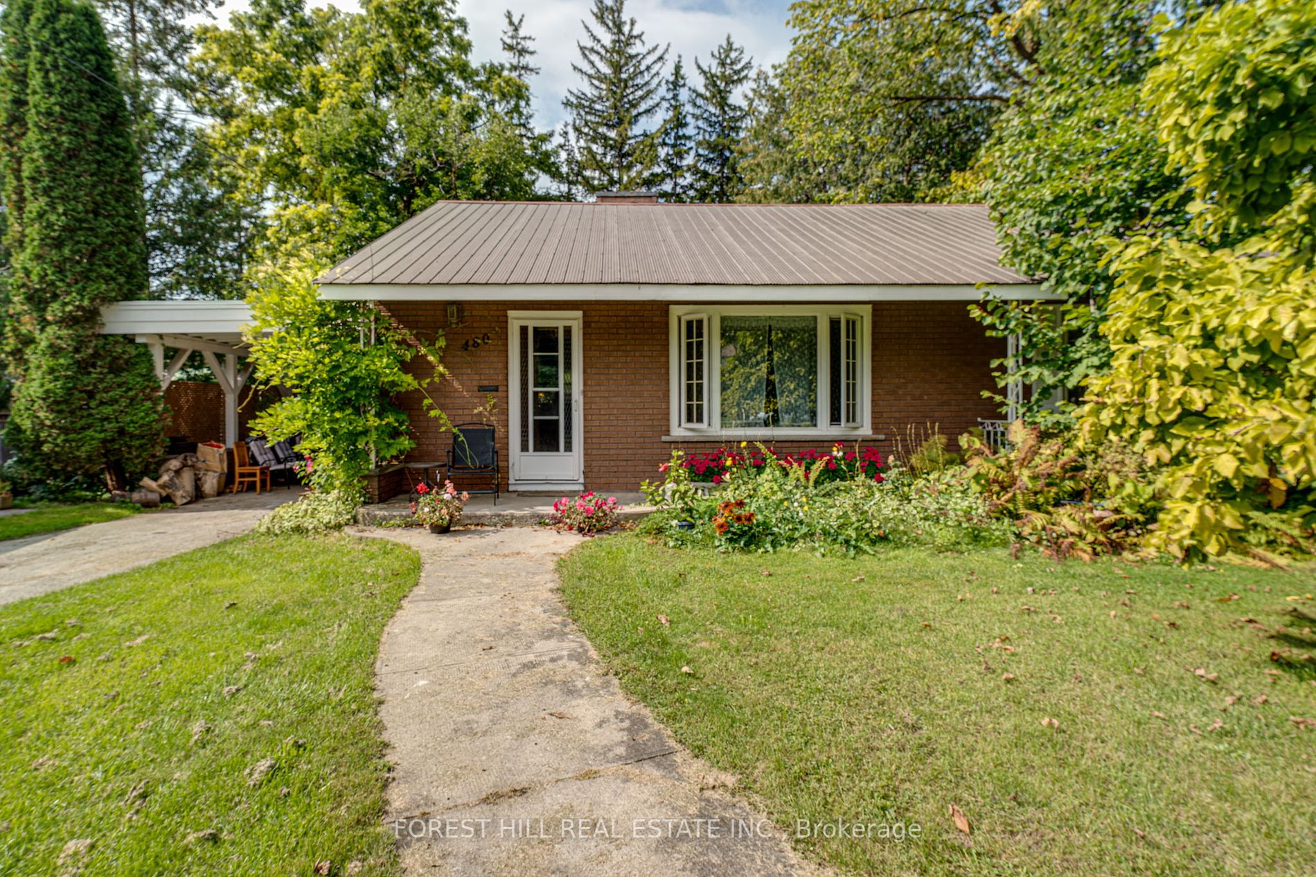480 Ste Marie St