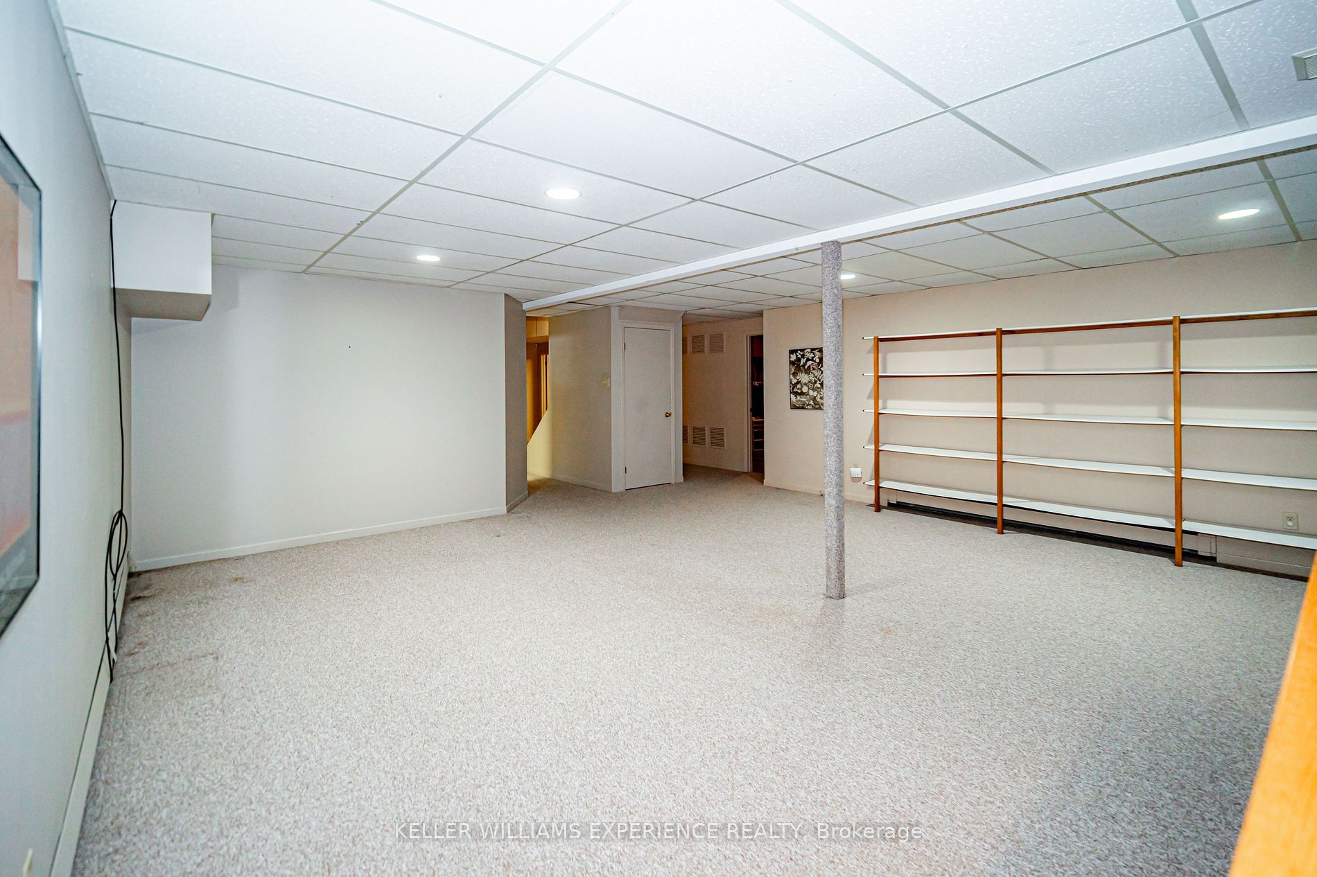 13 Royal Oak Dr