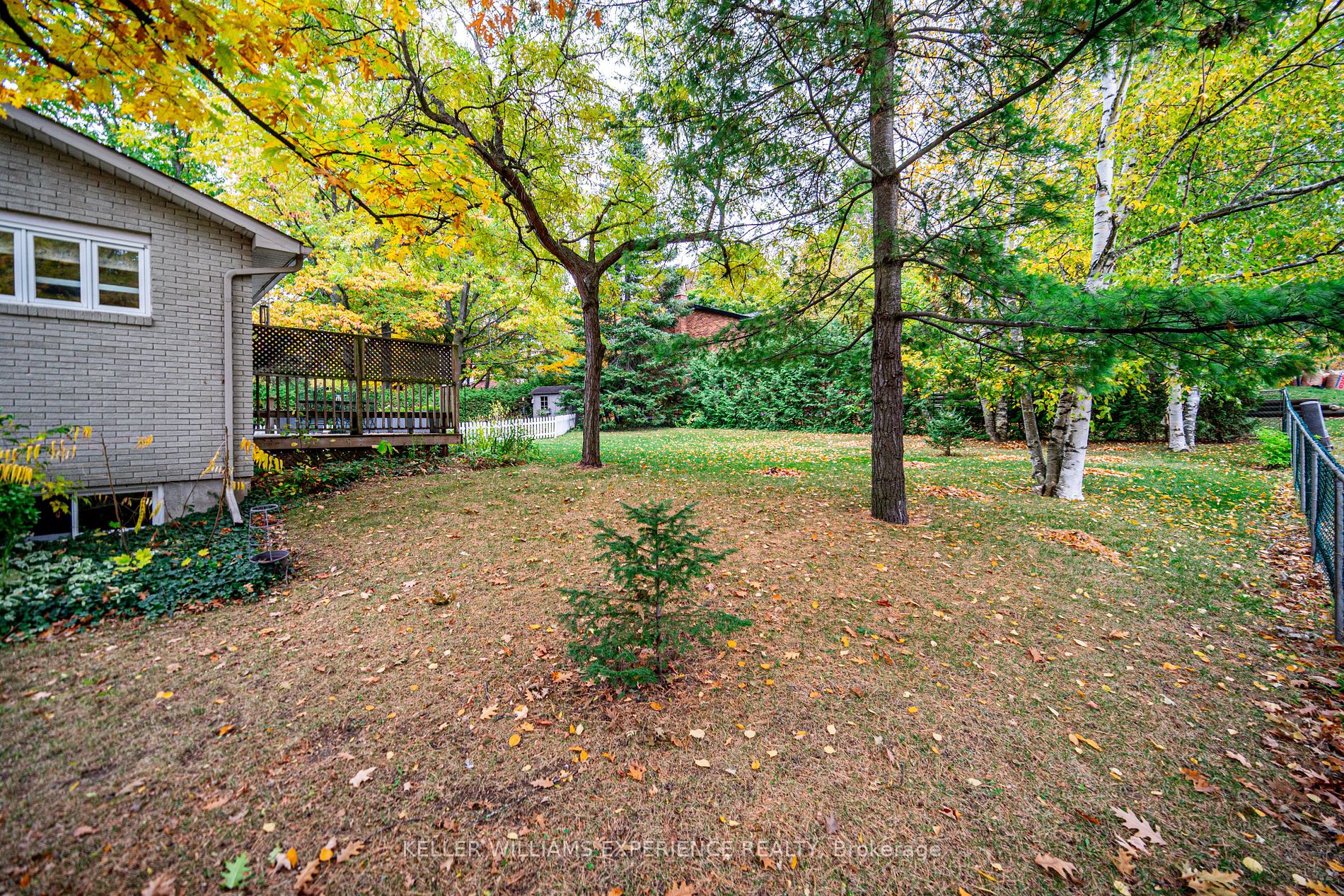 13 Royal Oak Dr