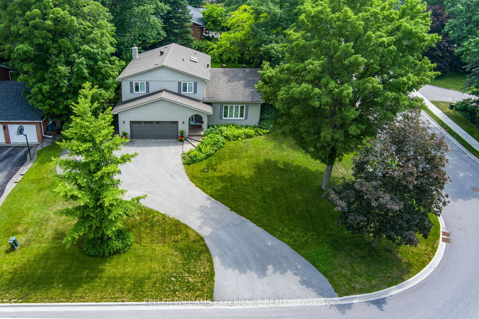 13 Royal Oak Dr