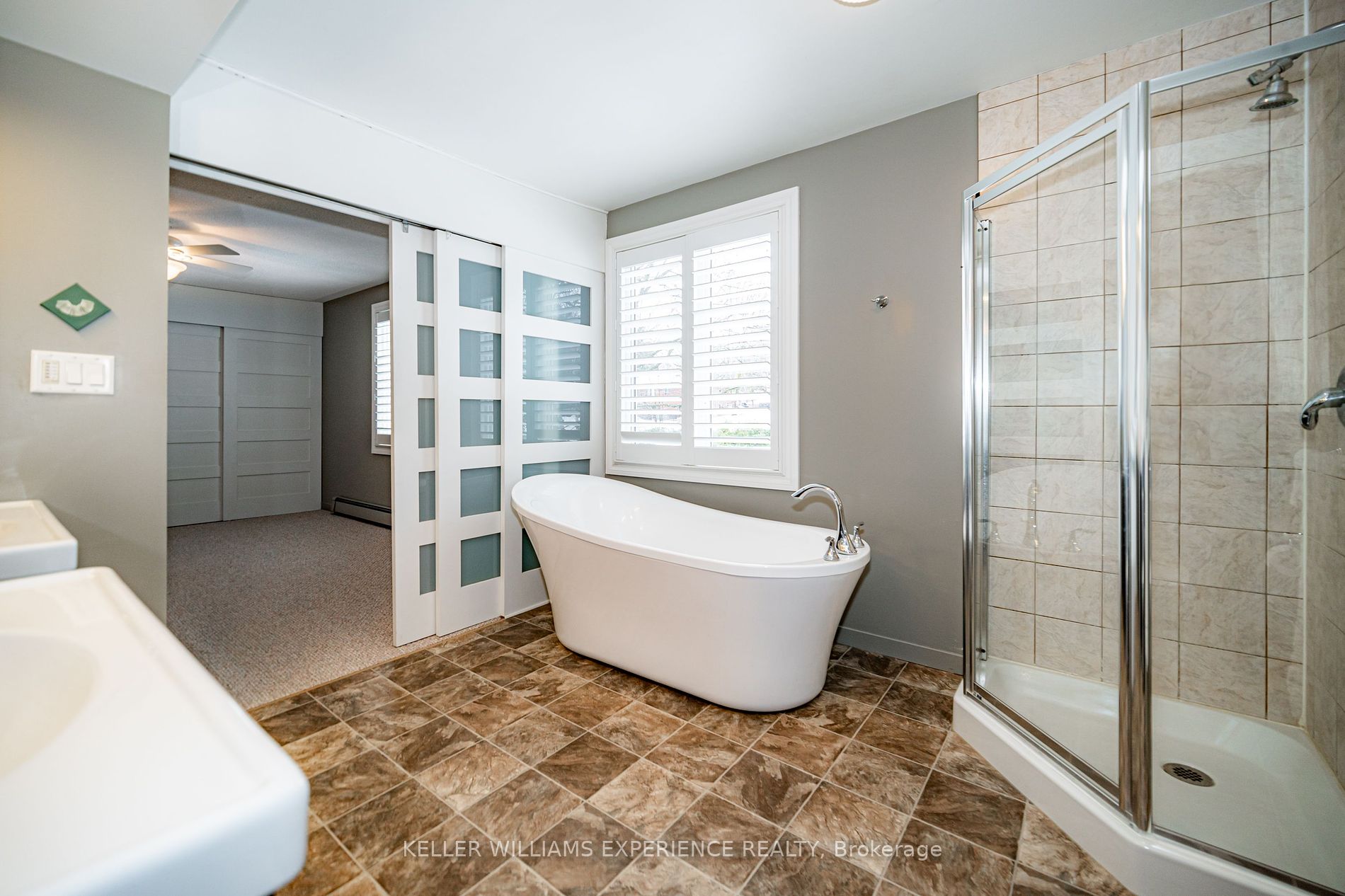 13 Royal Oak Dr