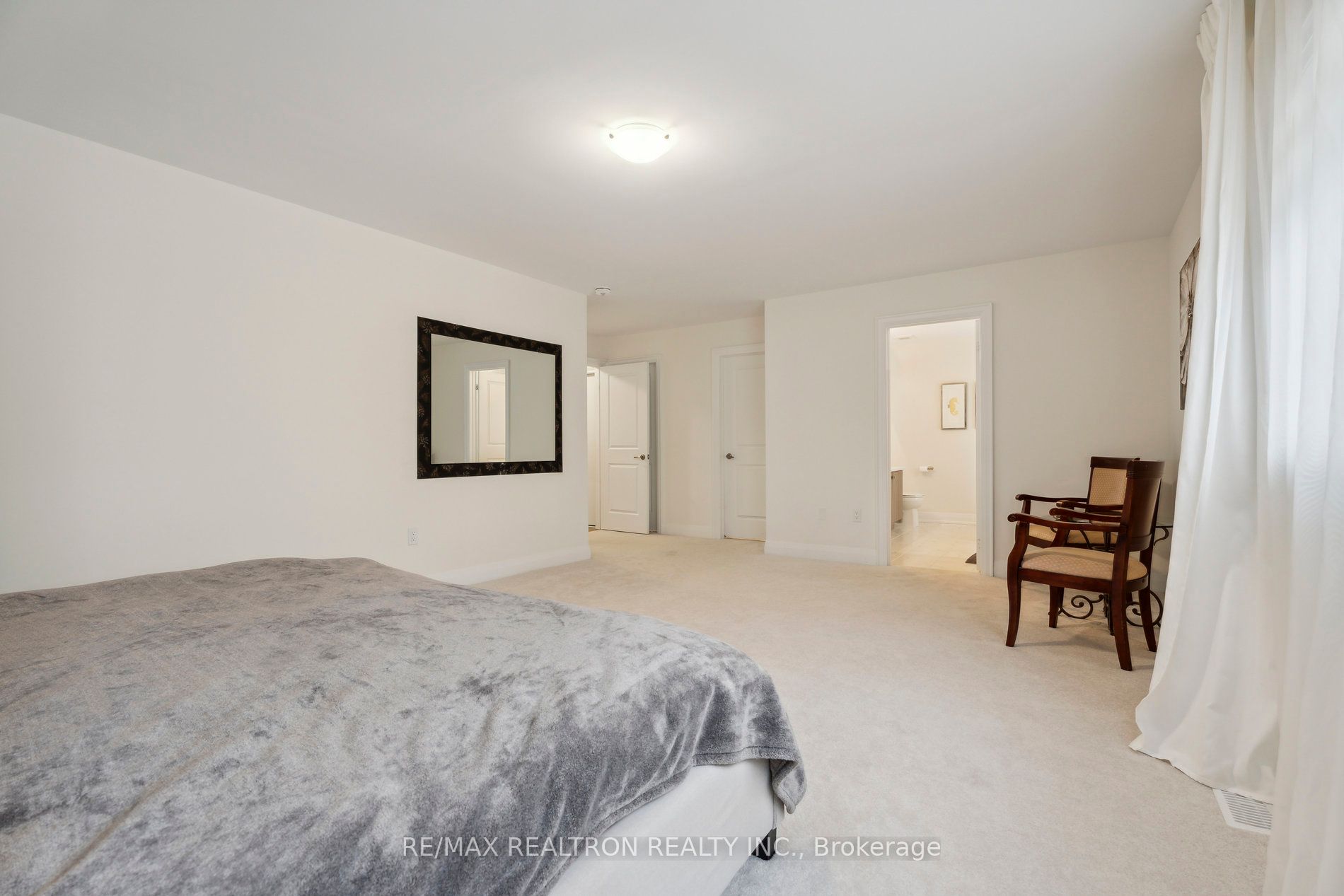 115 Muirfield Dr