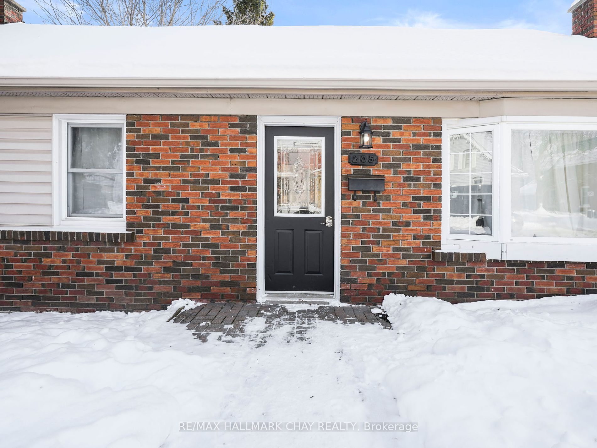 205 MARY Street