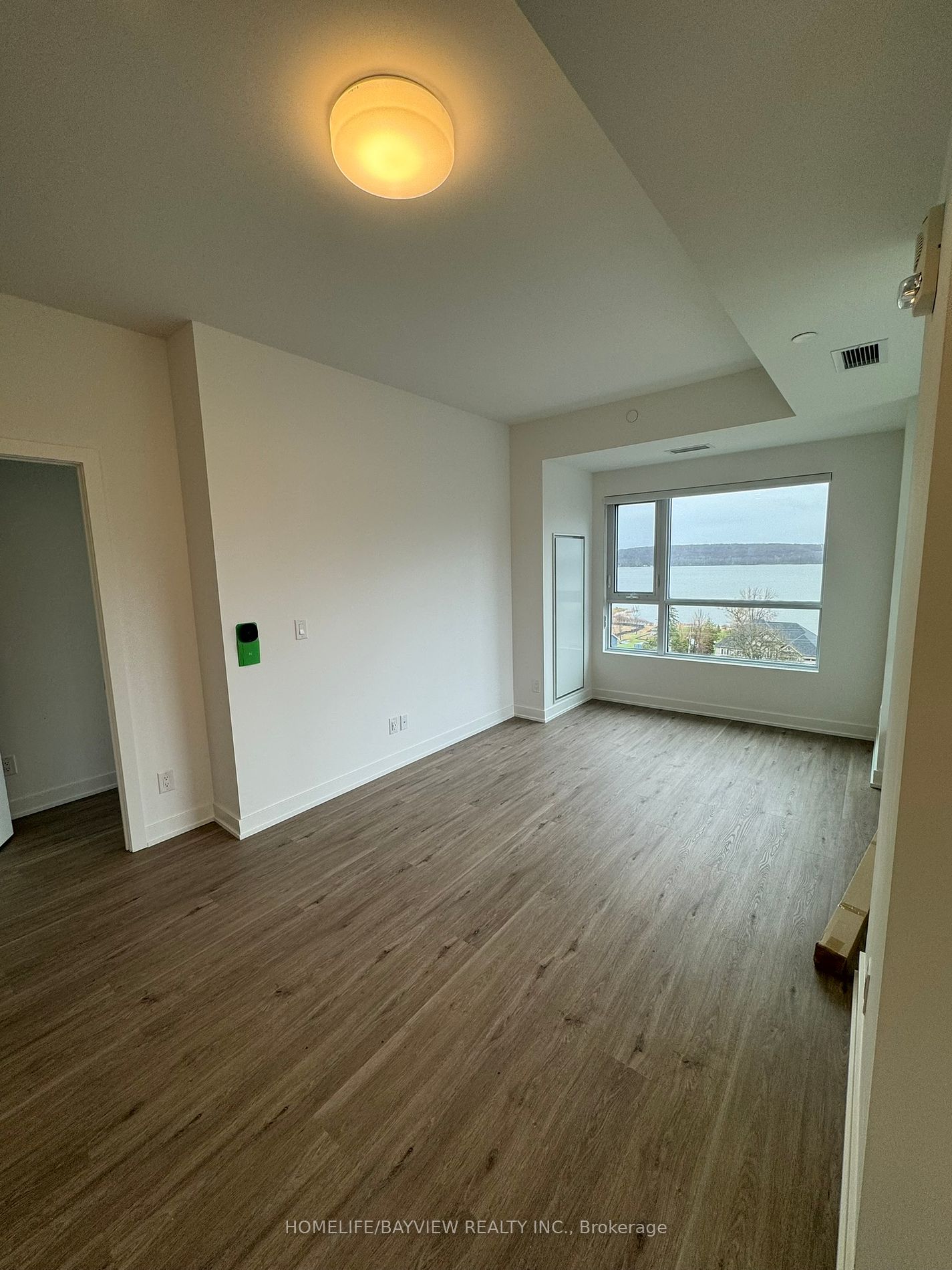 56 Lakeside Terrace, #406