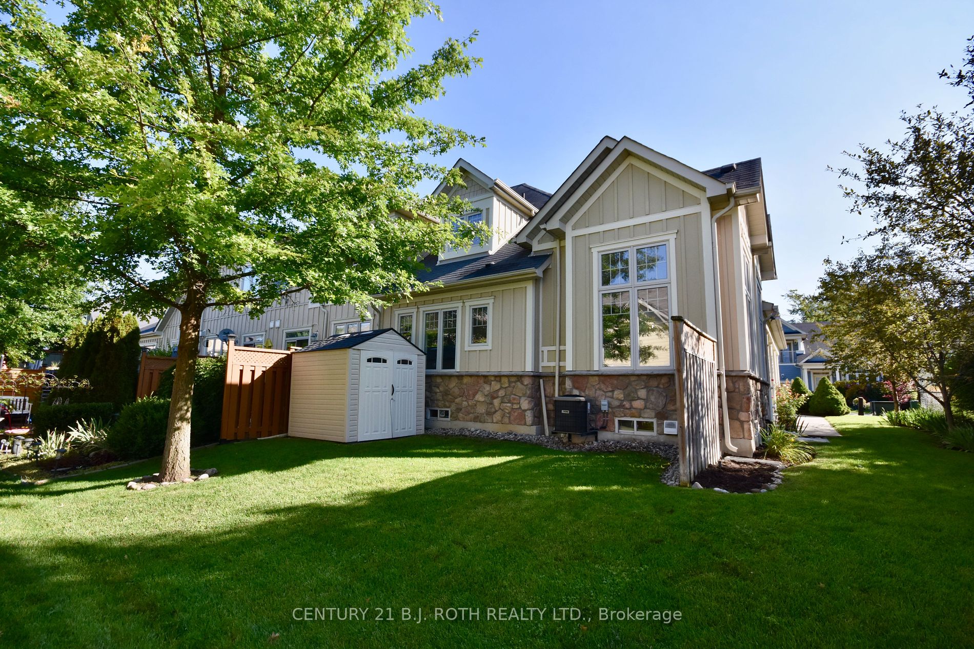 36 Savannah Crescent