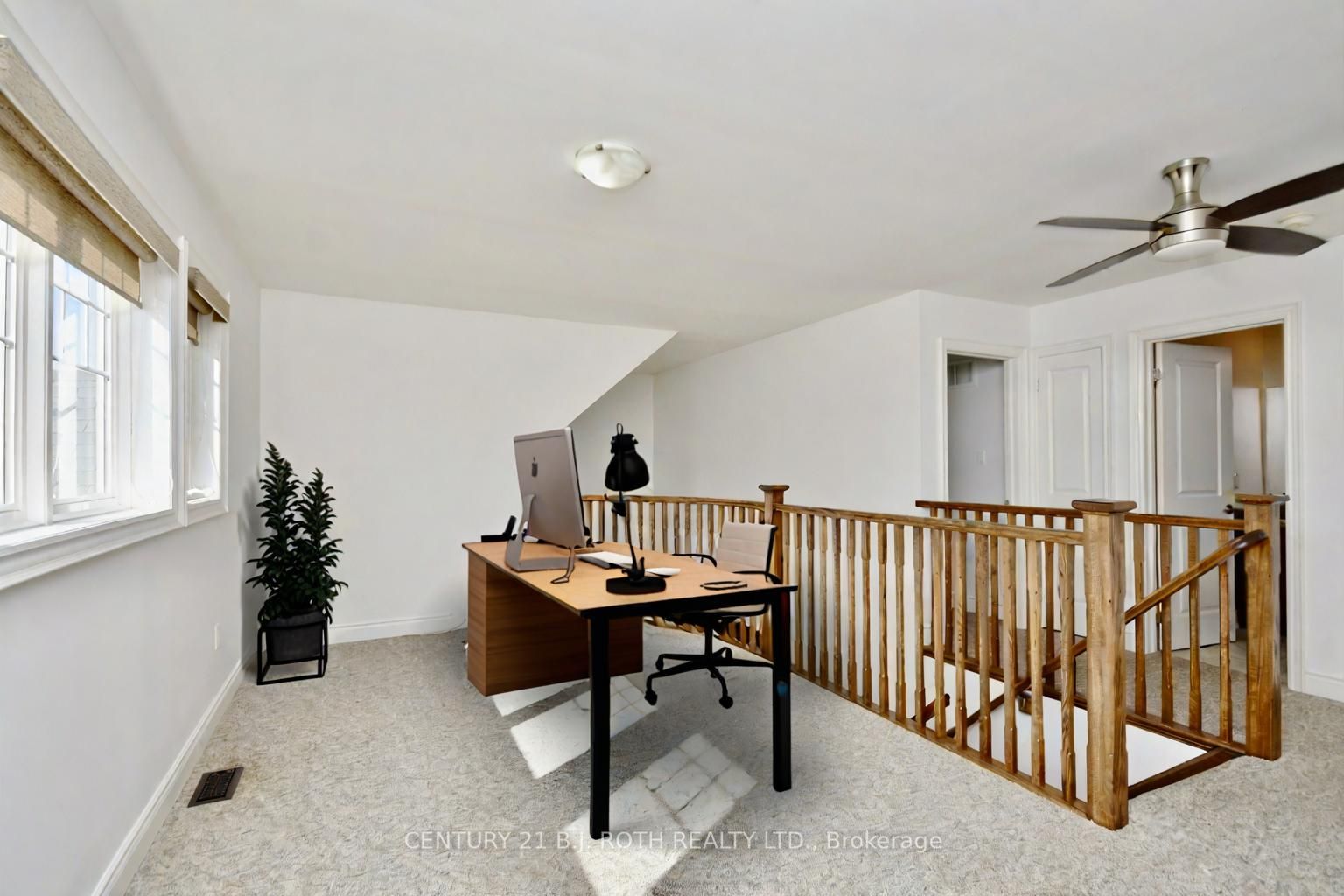 36 Savannah Crescent