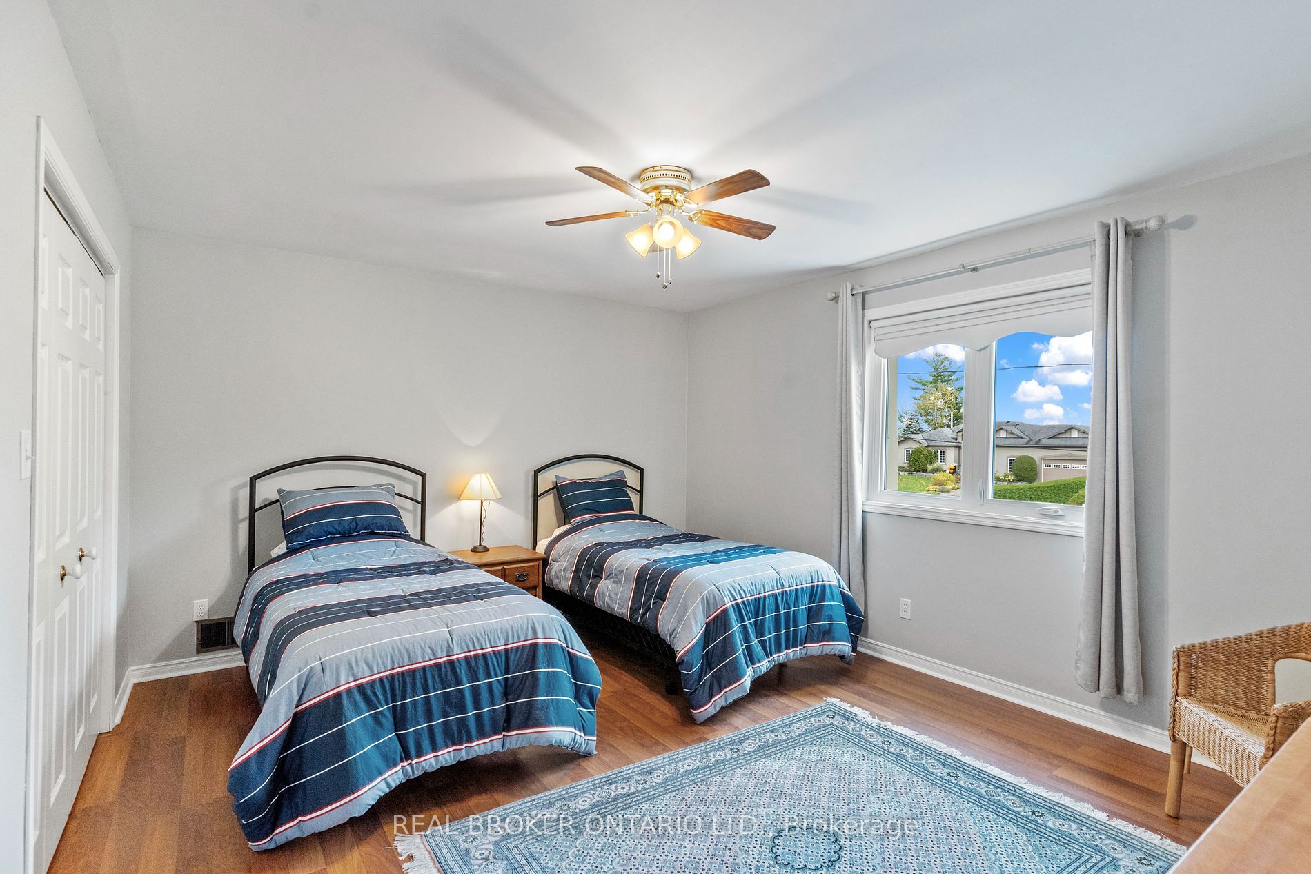 45 Maple Dr