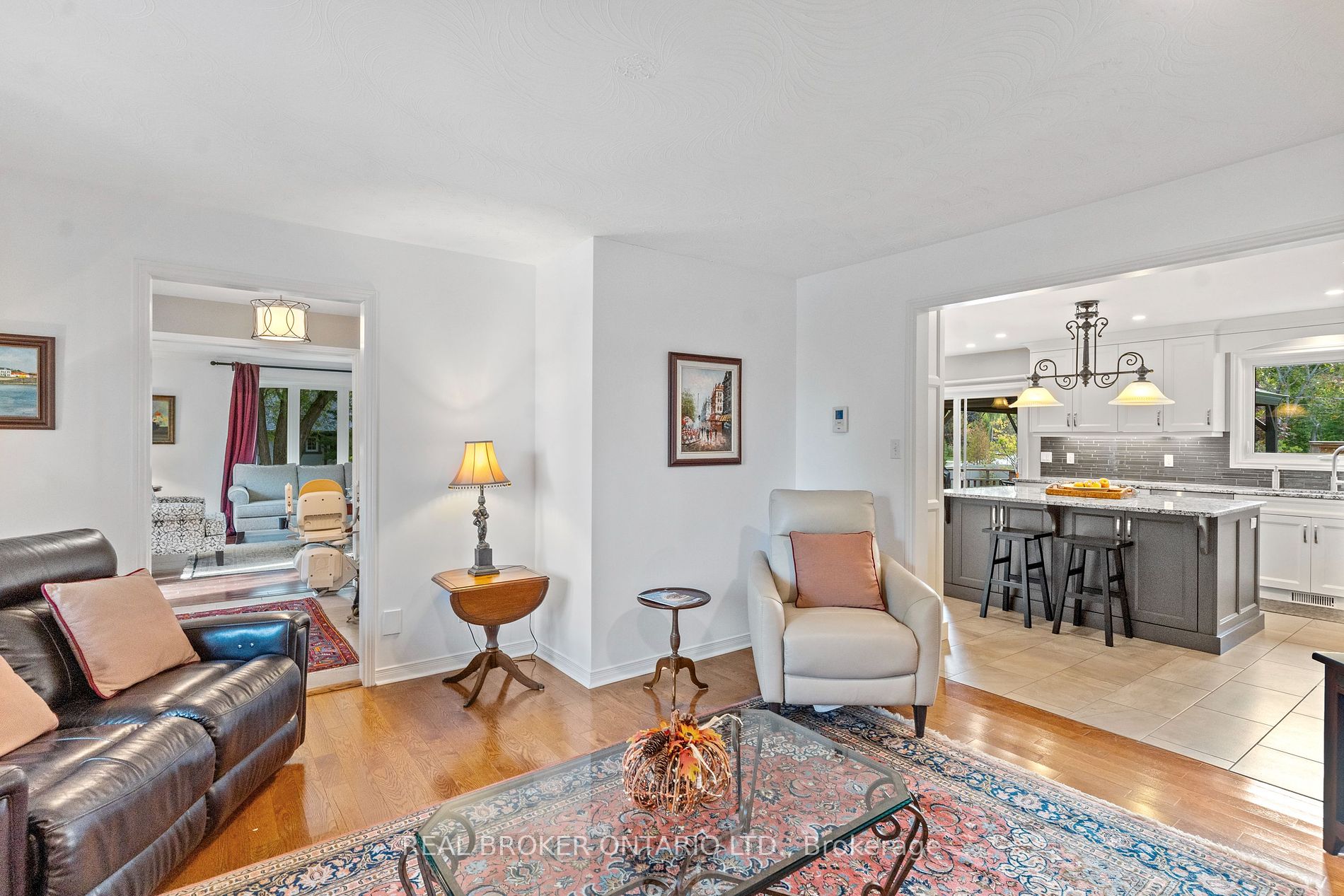 45 Maple Dr