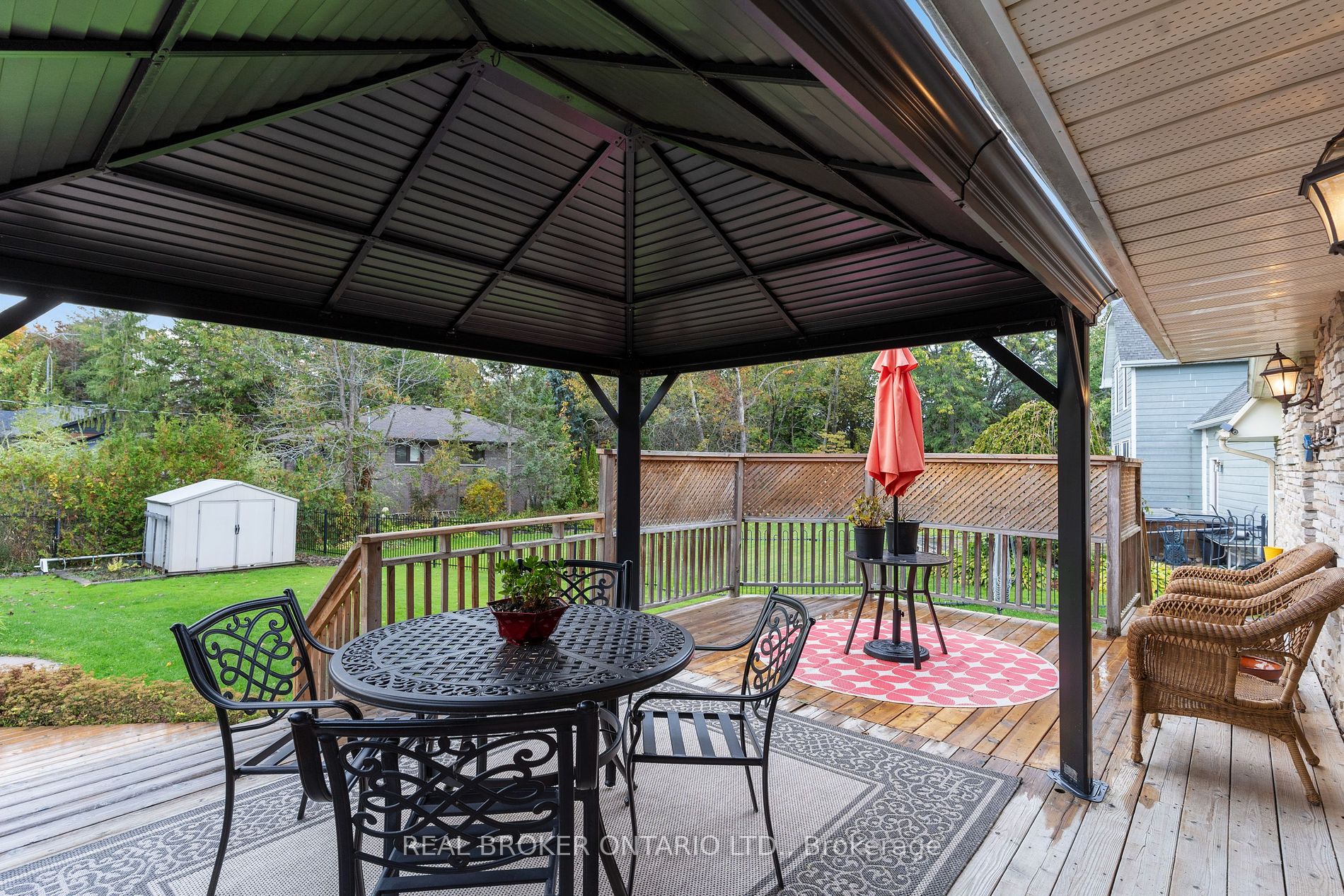 45 Maple Dr